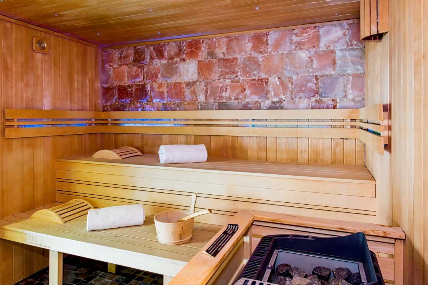 Château Belmont Tours by The Crest Collection