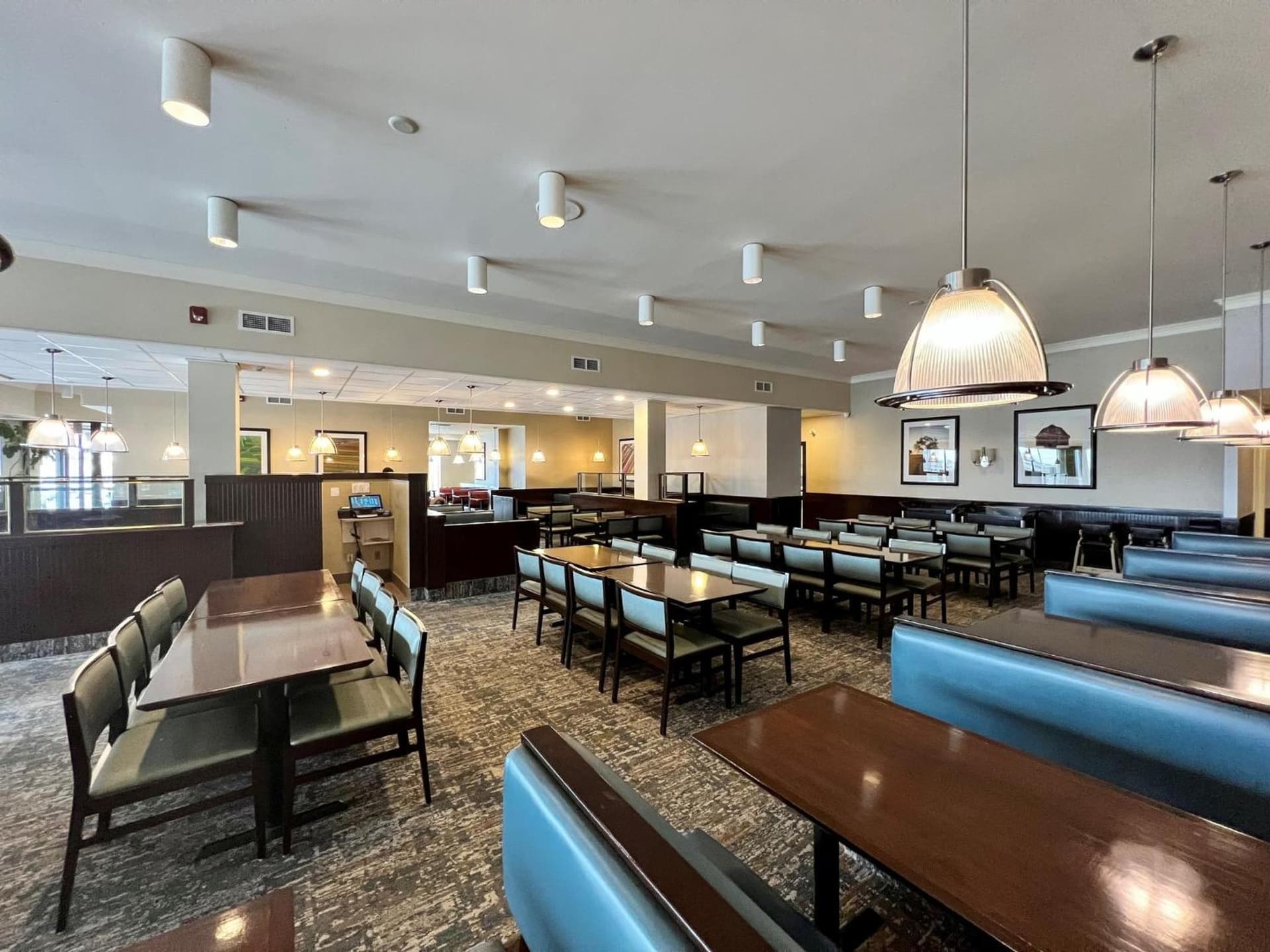 Holiday Inn Toronto Airport East, an IHG Hotel