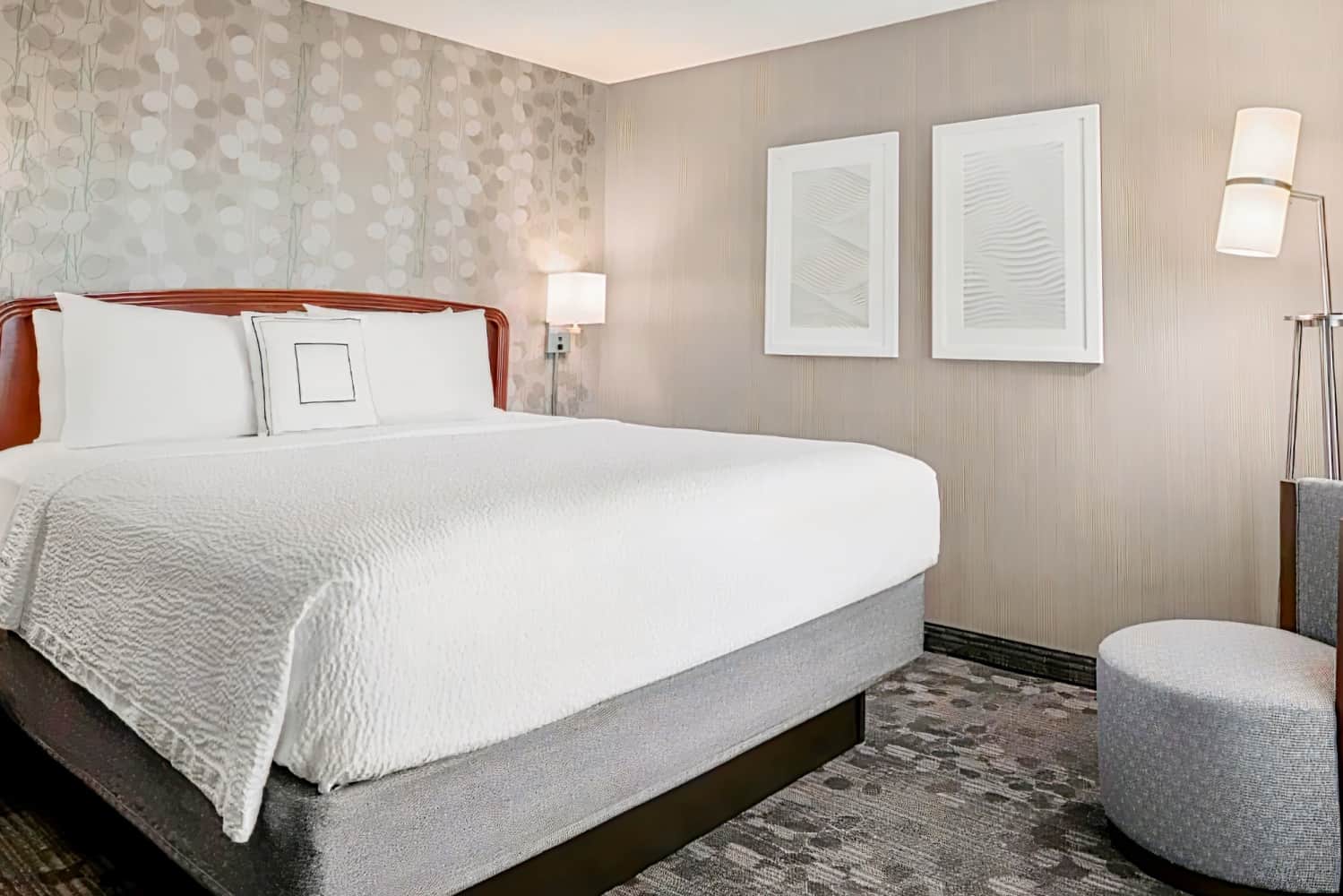 Courtyard by Marriott Chicago Bloomingdale