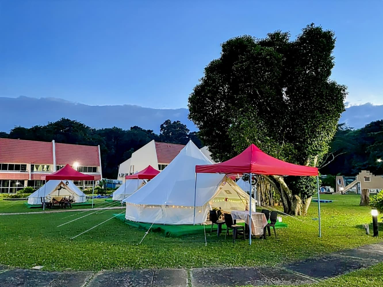 Seaside Glamping @ Heritage Chalet