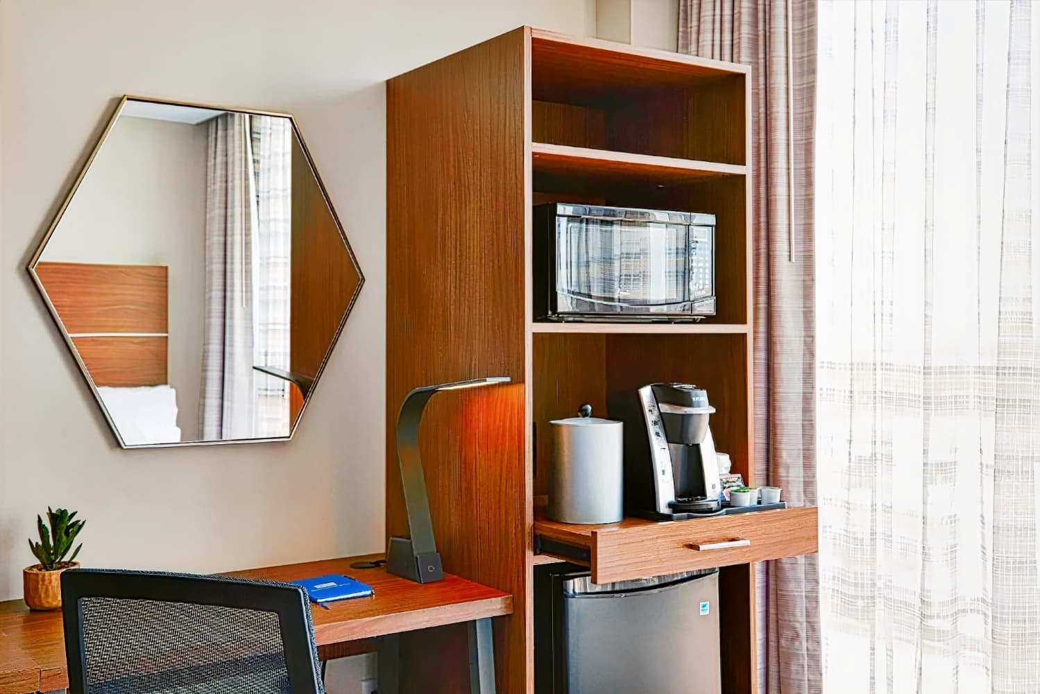 Holiday Inn Express Nyc Brooklyn - Sunset Park