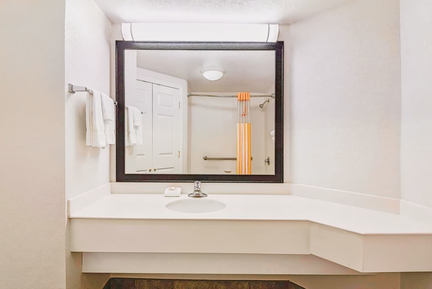 La Quinta Inn & Suites by Wyndham Univ Area Chapel Hill