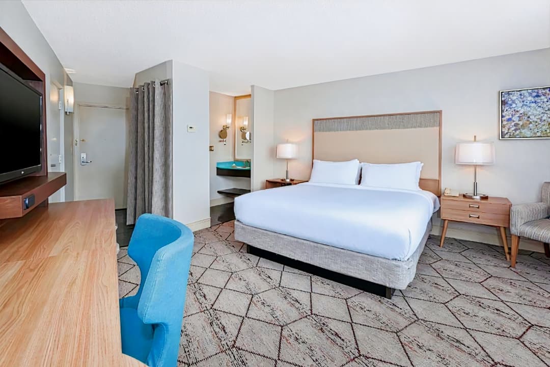 Crowne Plaza Syracuse