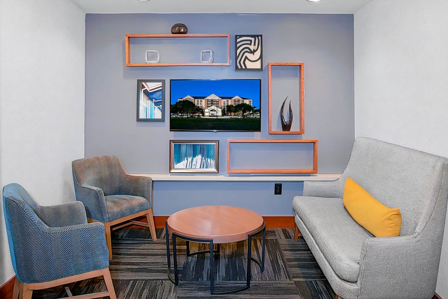 Hyatt Place Dallas North Arlington Grand Prairie