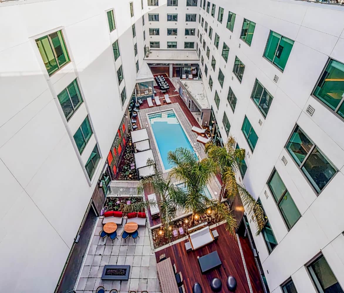 Shashi Hotel Mountain View, an Urban Resort