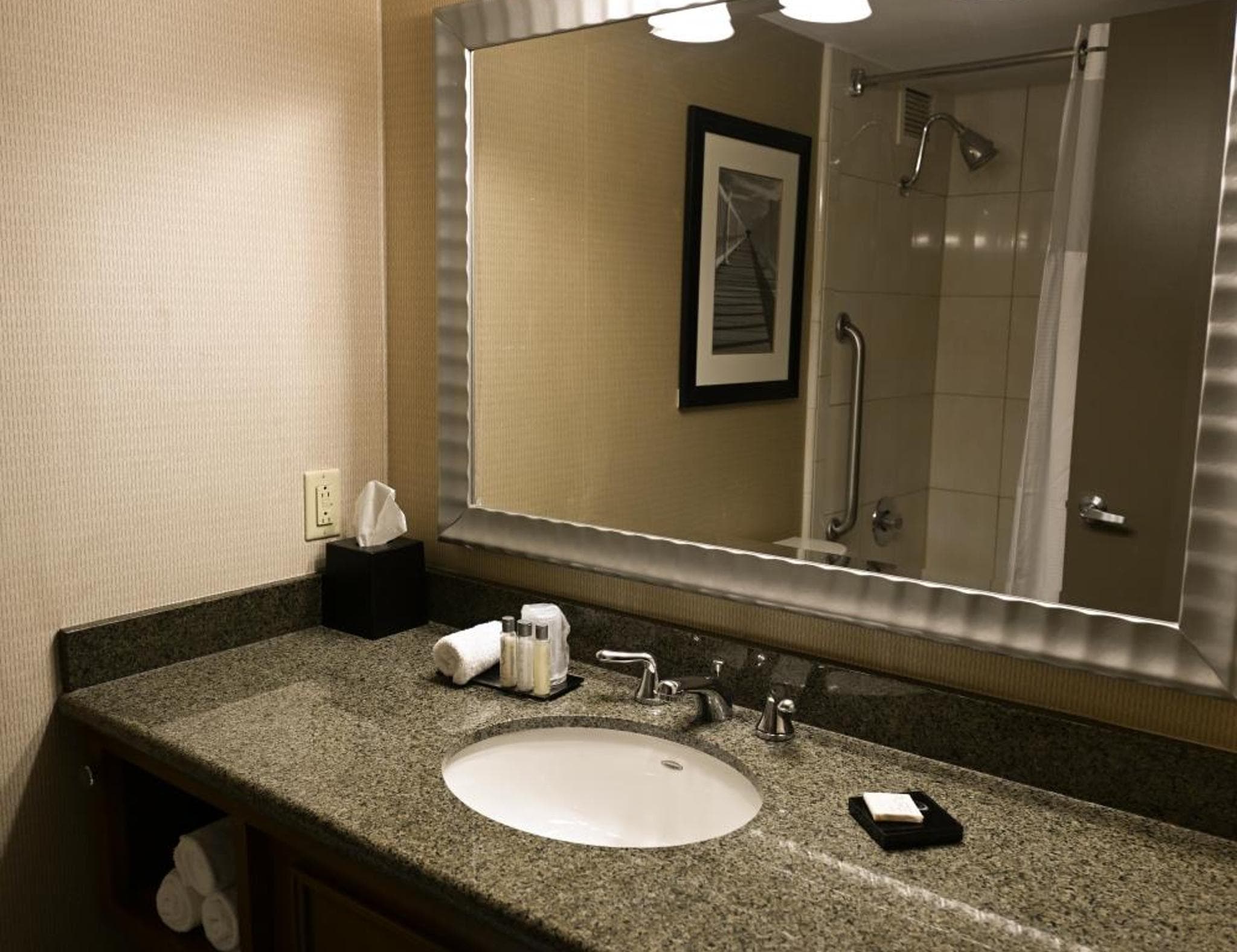 Grand Resort Hotel - Mt Laurel - Philadelphia