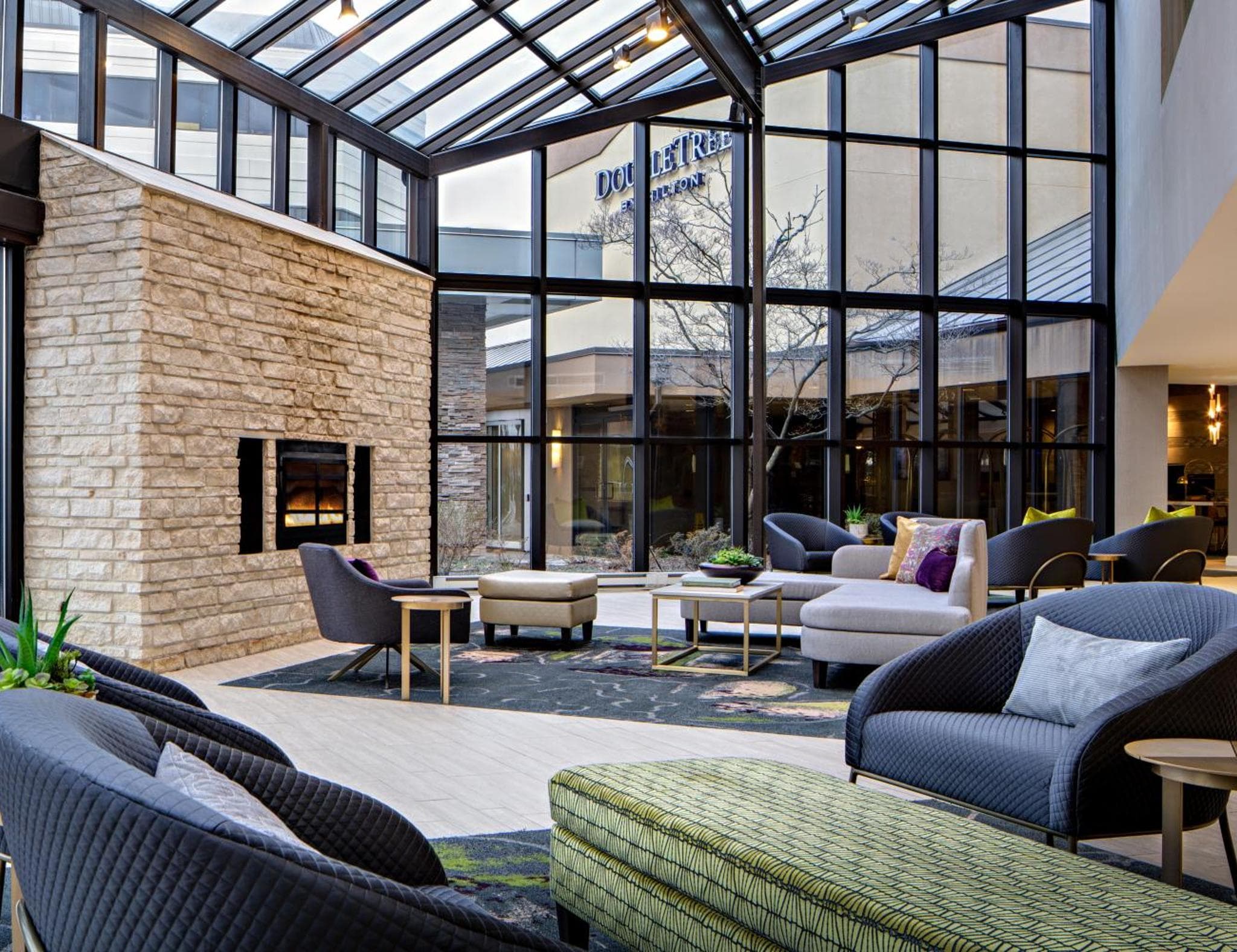 DoubleTree by Hilton Fairfield Hotel & Suites