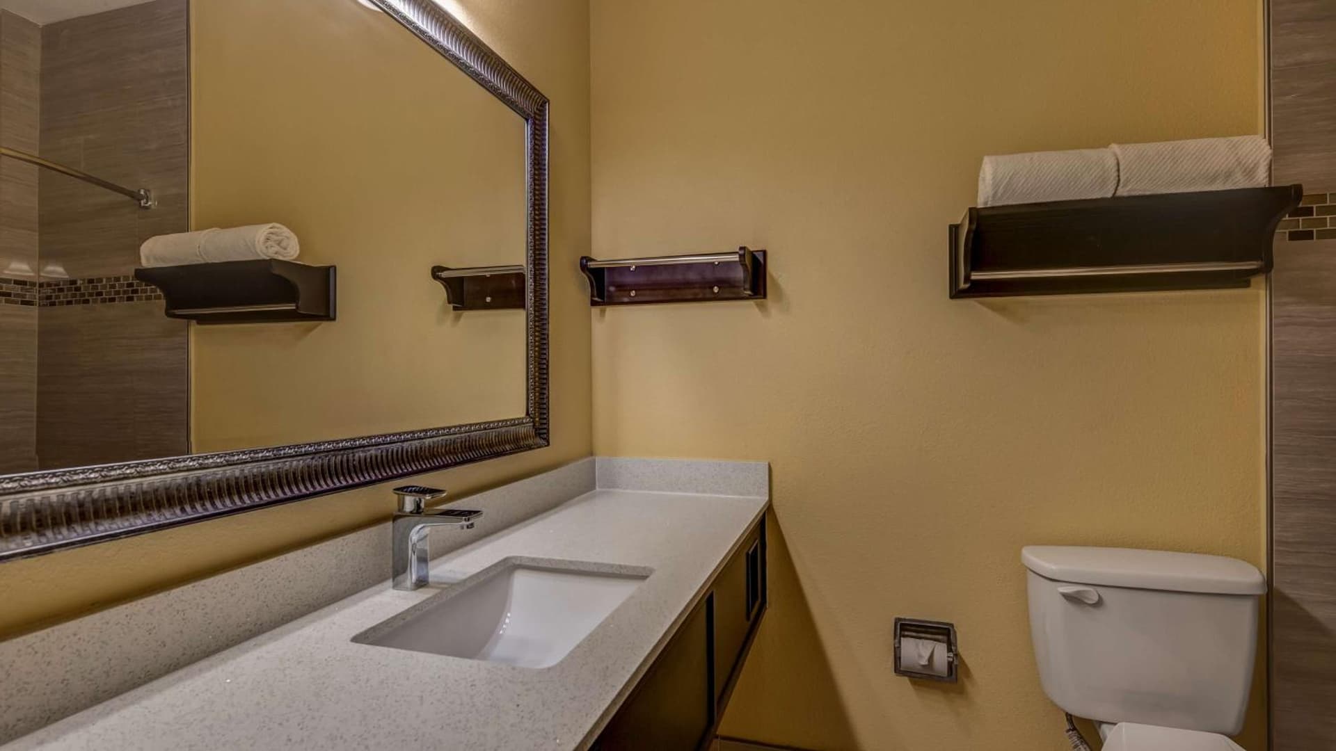 SureStay Plus Hotel by Best Western Alvin
