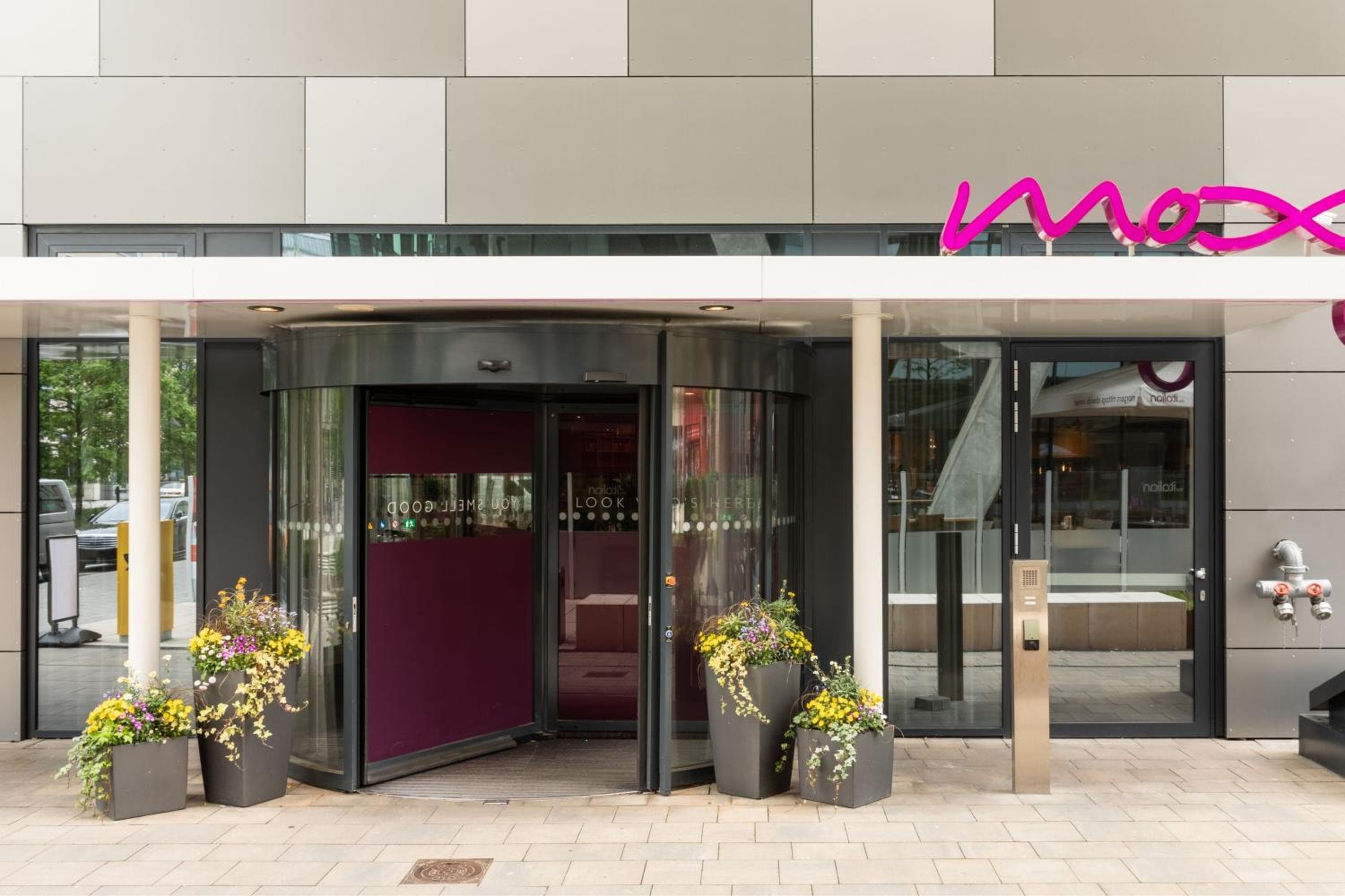 Moxy Frankfurt Airport