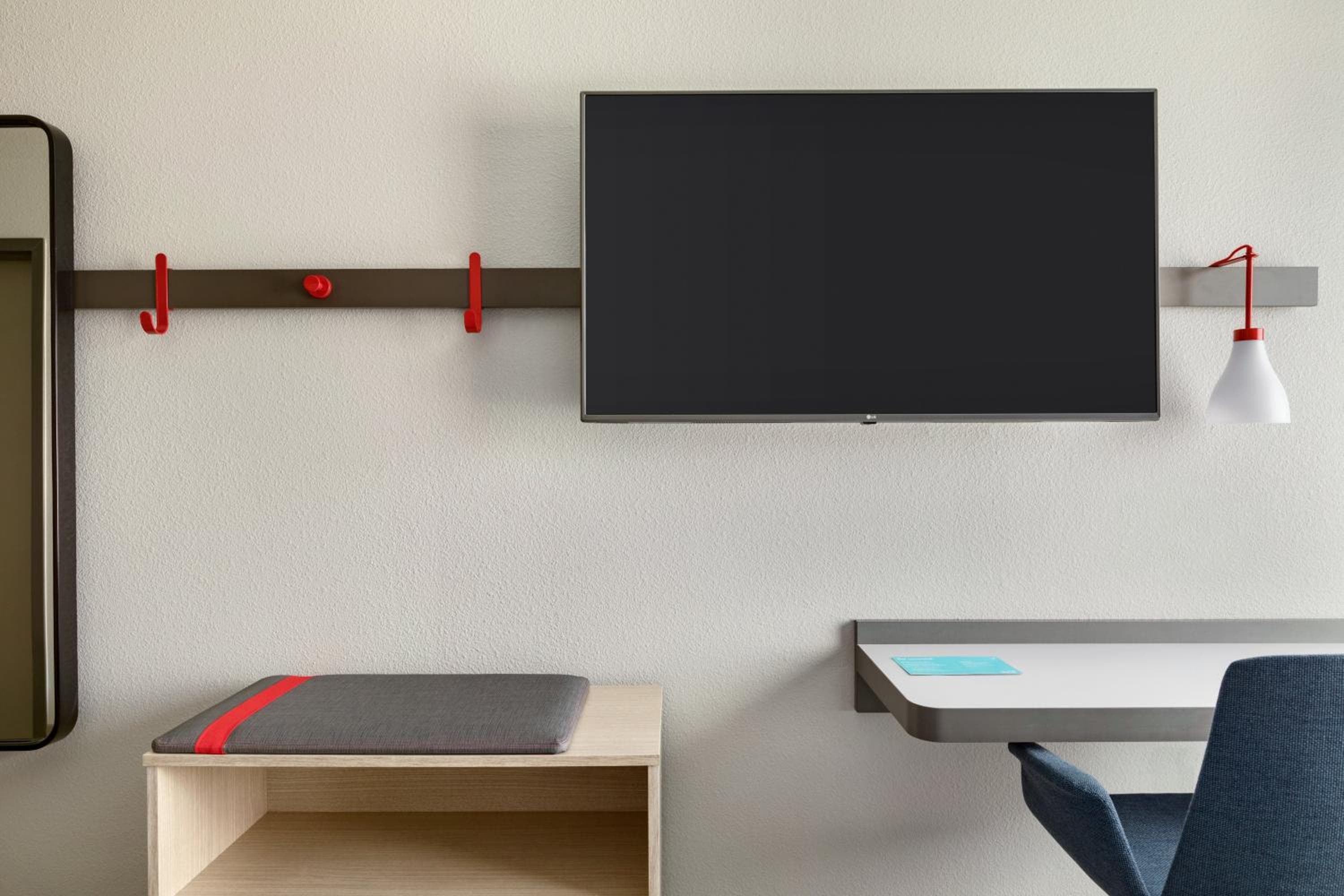 avid hotels - Savannah South - Gateway, an IHG Hotel