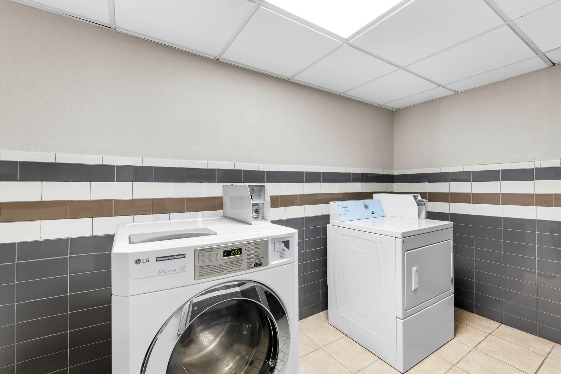 Comfort Inn & Suites Nashville Near Tanger Outlets