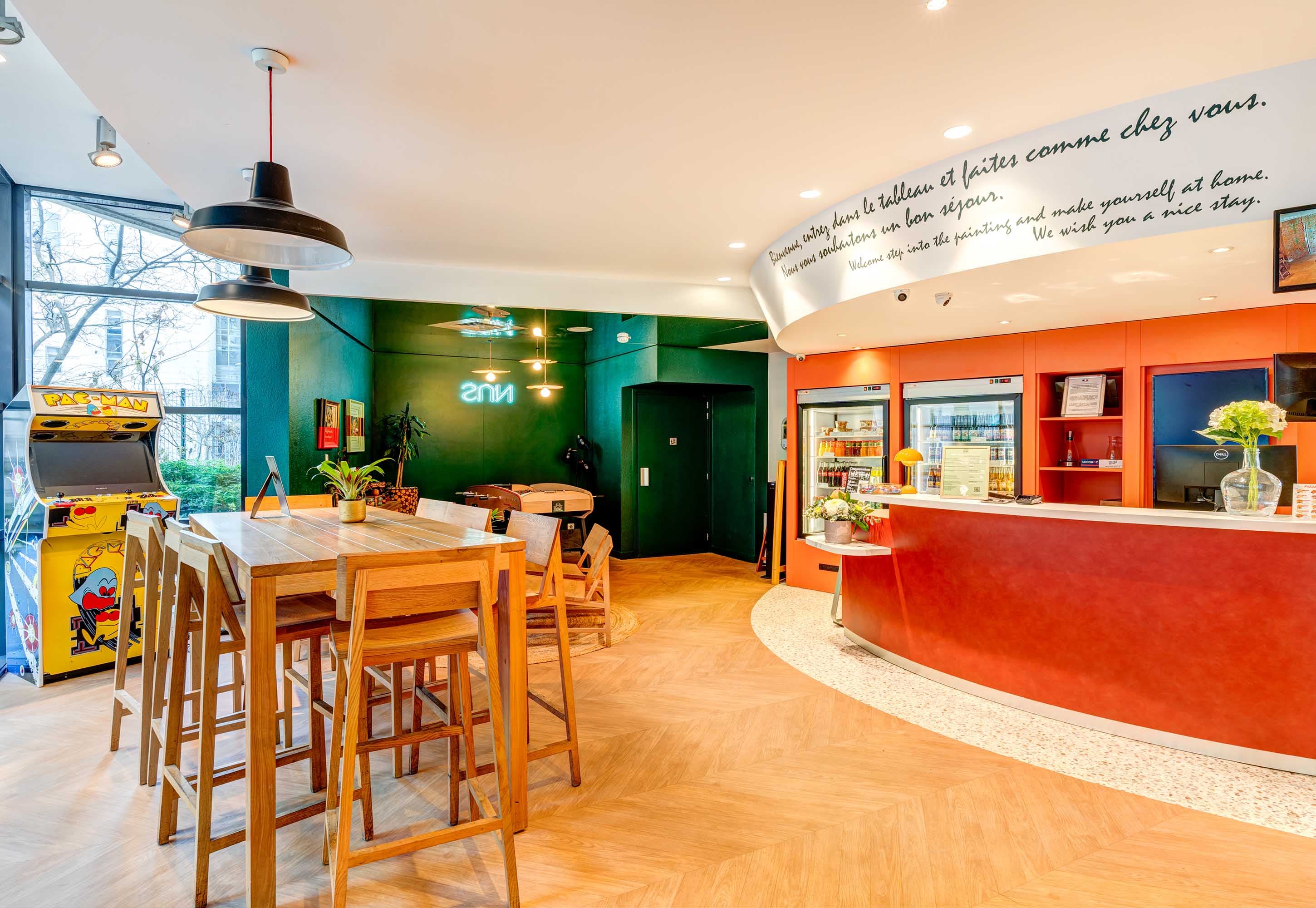 B&B HOME Rueil-Malmaison Gare