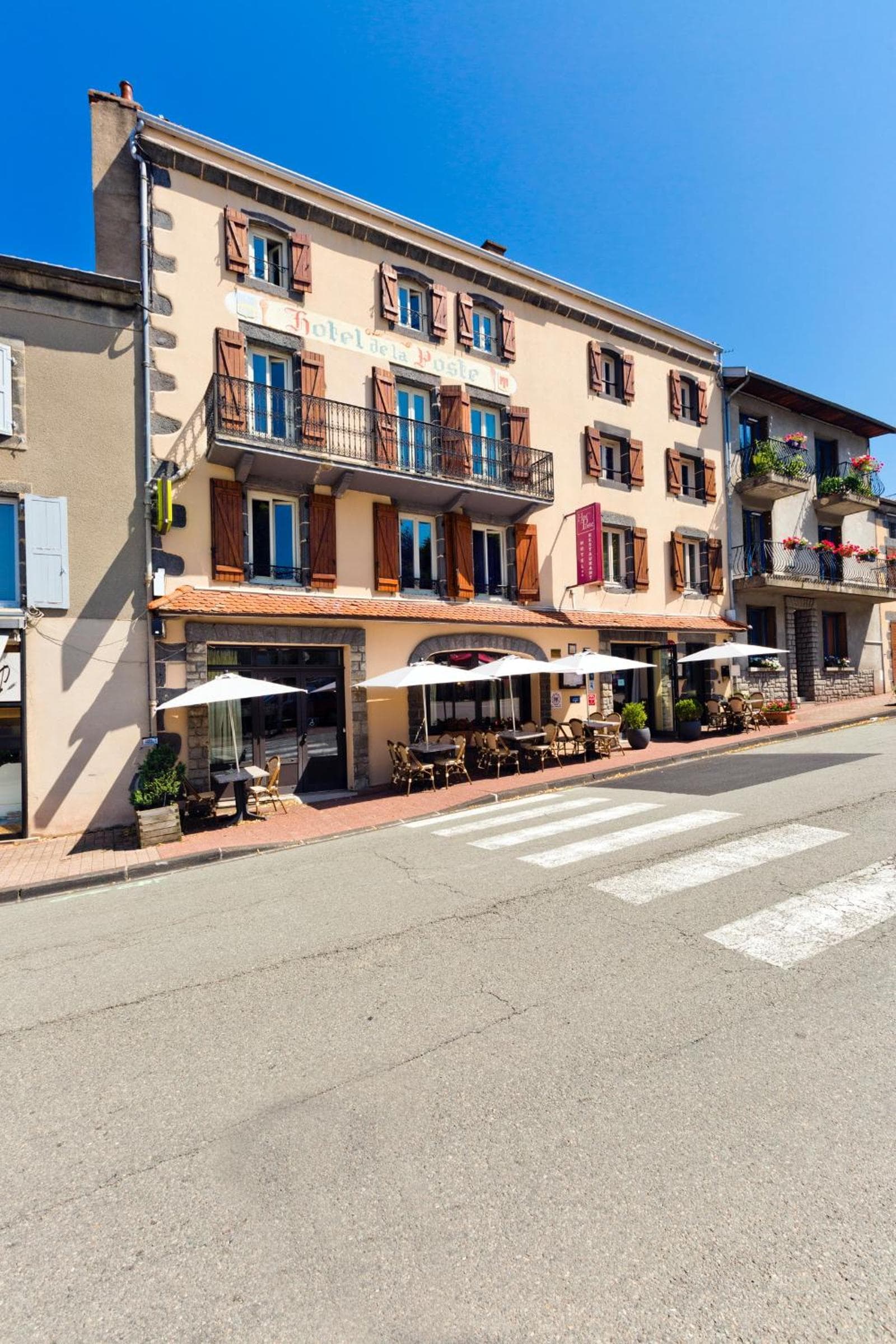 Logis Hotel de la Poste Pontgibaud