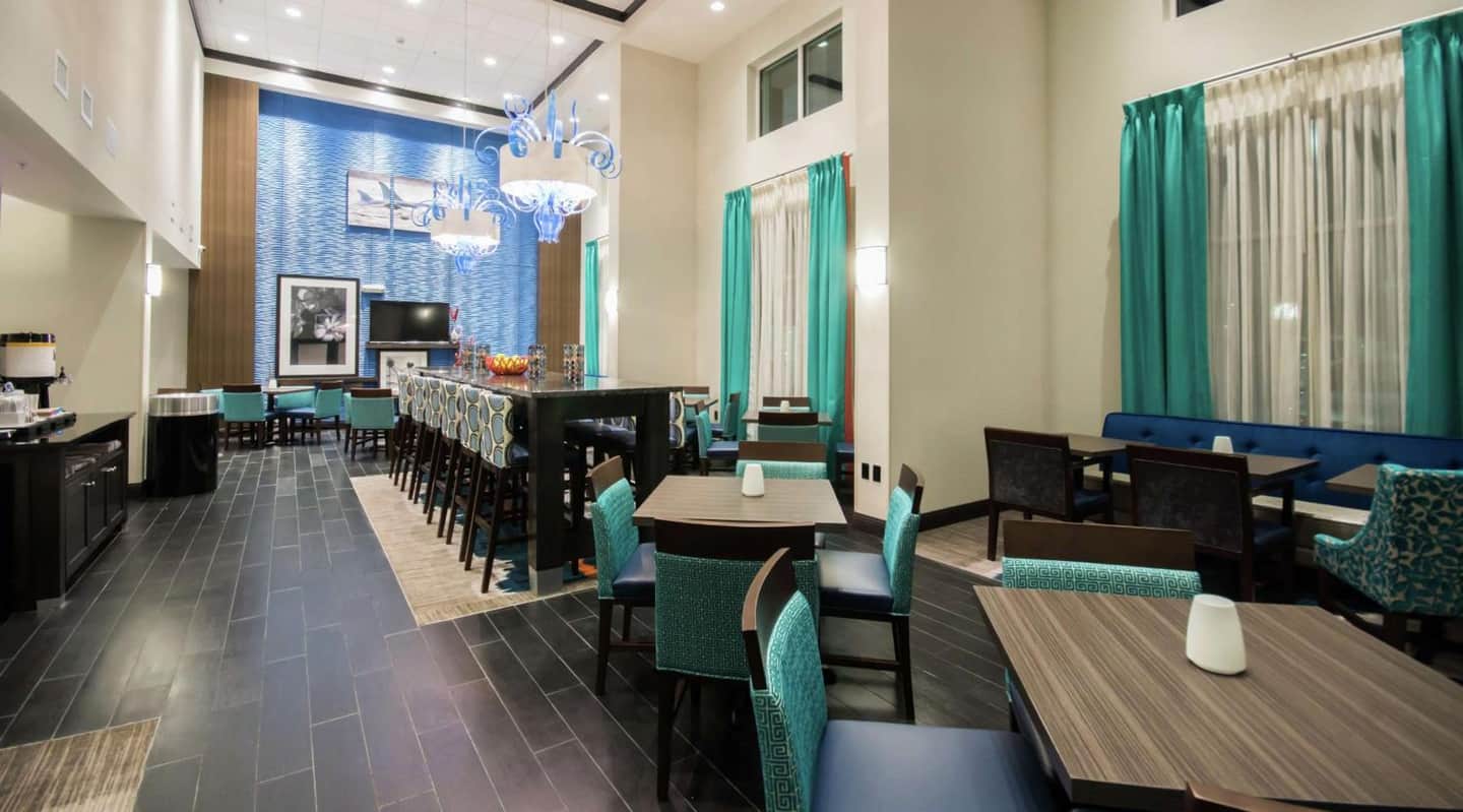 Hampton Inn & Suites Orlando near SeaWorld