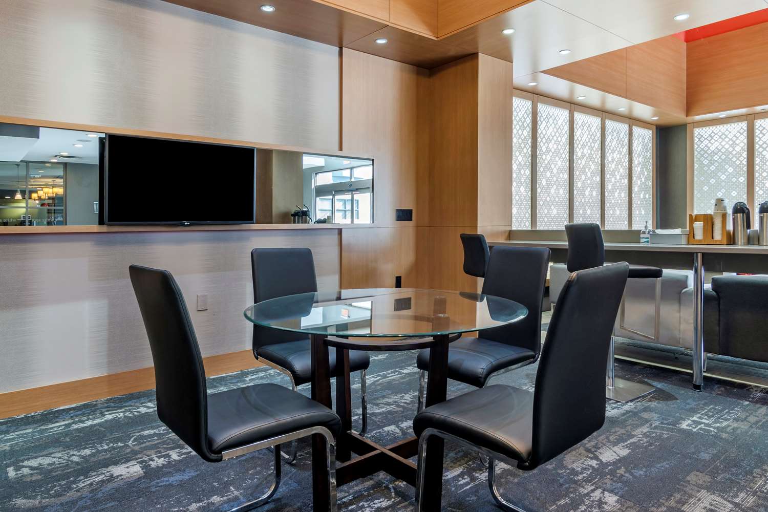 Best Western Plus Vancouver Airport Hotel