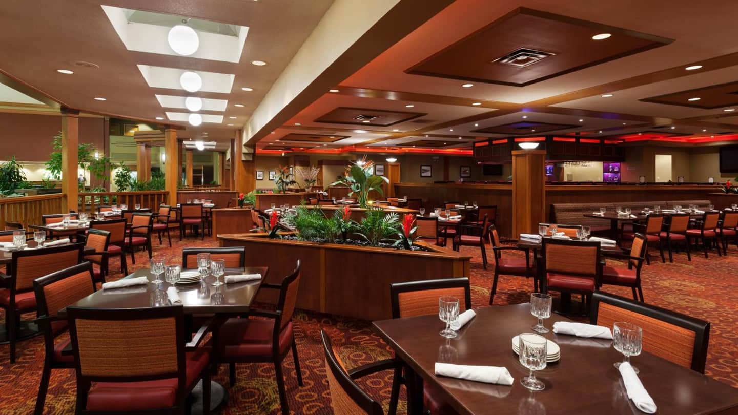 Holiday Inn Cincinnati Airport by IHG