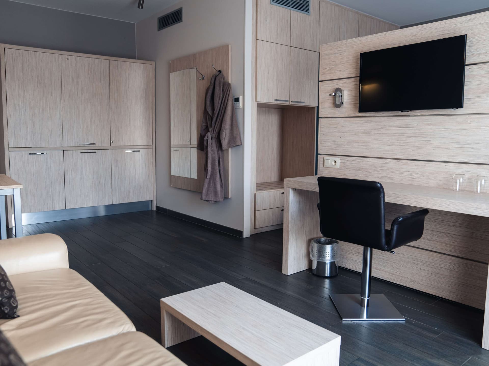 Ibis Styles Charleroi Airport Aero 44