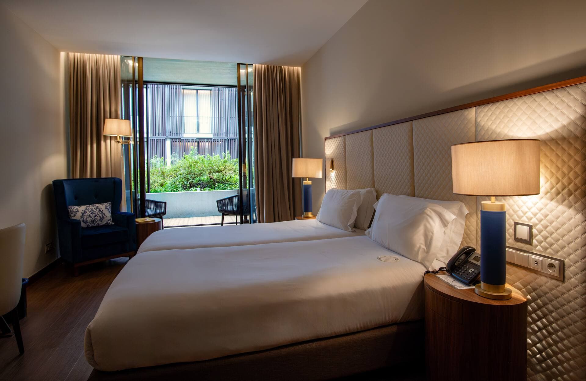 Boeira Garden Hotel Porto Gaia, Curio Collection by Hilton