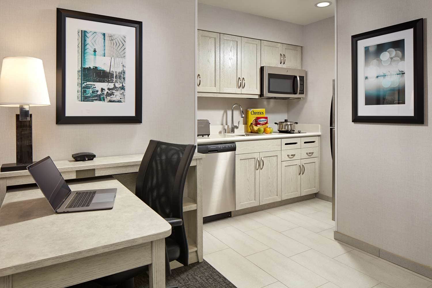 Homewood Suites by Hilton Long Beach Airport