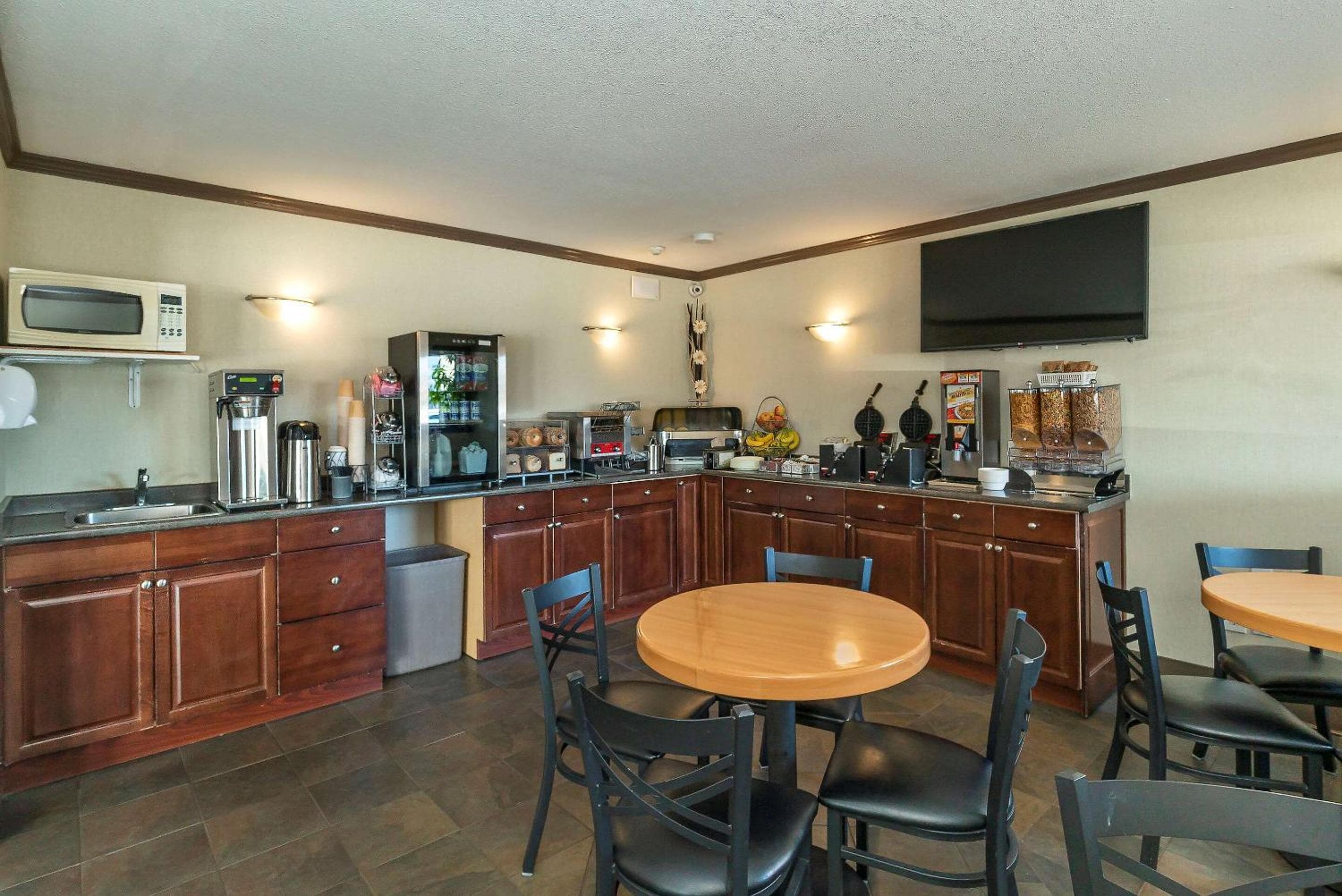 Quality Inn & Suites Vernon