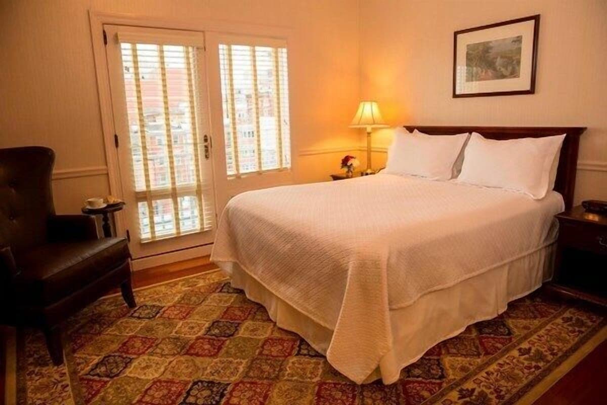 Penn's View Hotel Philadelphia