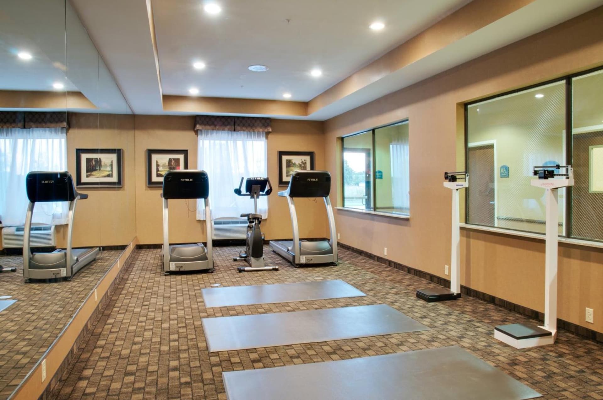 Aspen Grand Hotel Houston