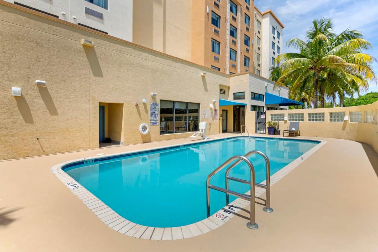 Best Western Plus Miami Executive Airport Hotel and Suites