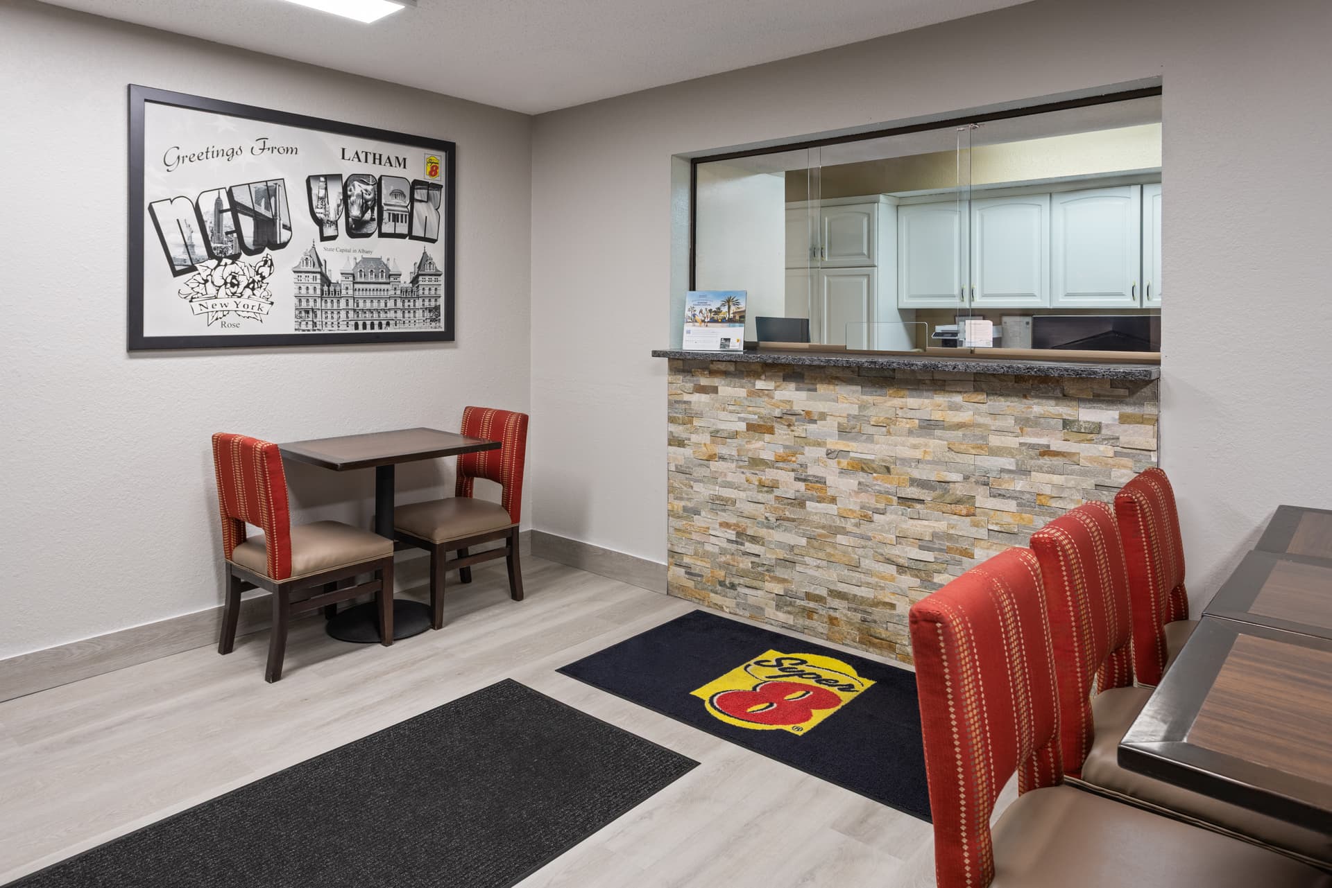 Super 8 by Wyndham Latham/Albany Airport