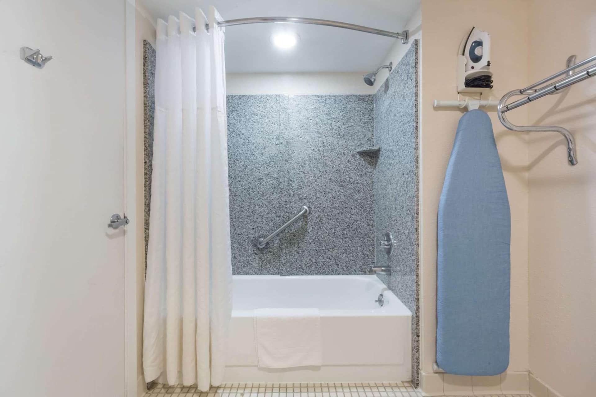 Days Inn by Wyndham Pearl/Jackson Airport