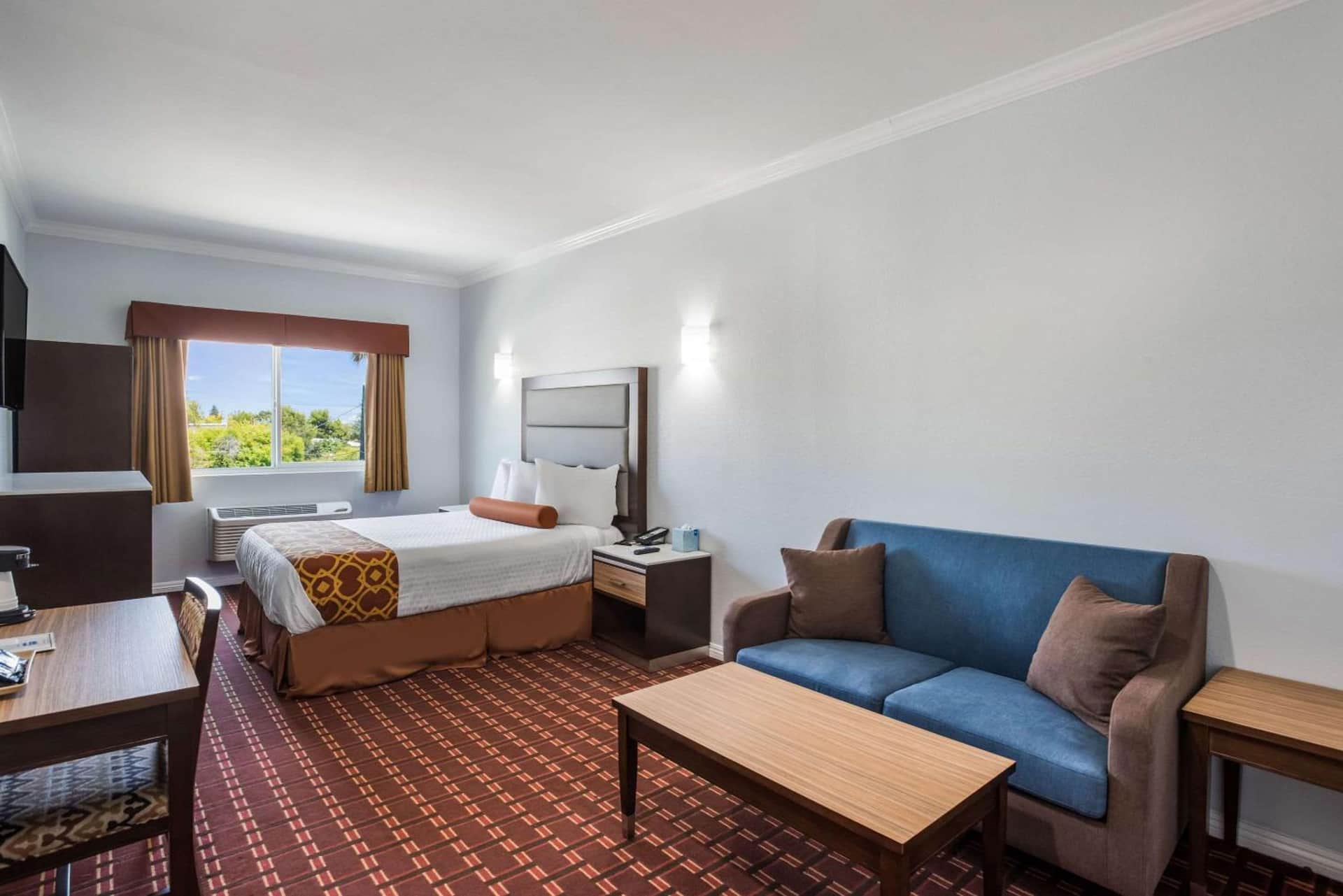 Rodeway Inn & Suites Pasadena