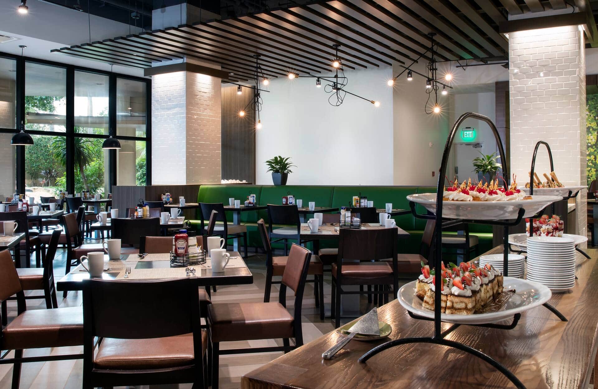 DoubleTree by Hilton Miami Airport & Convention Center