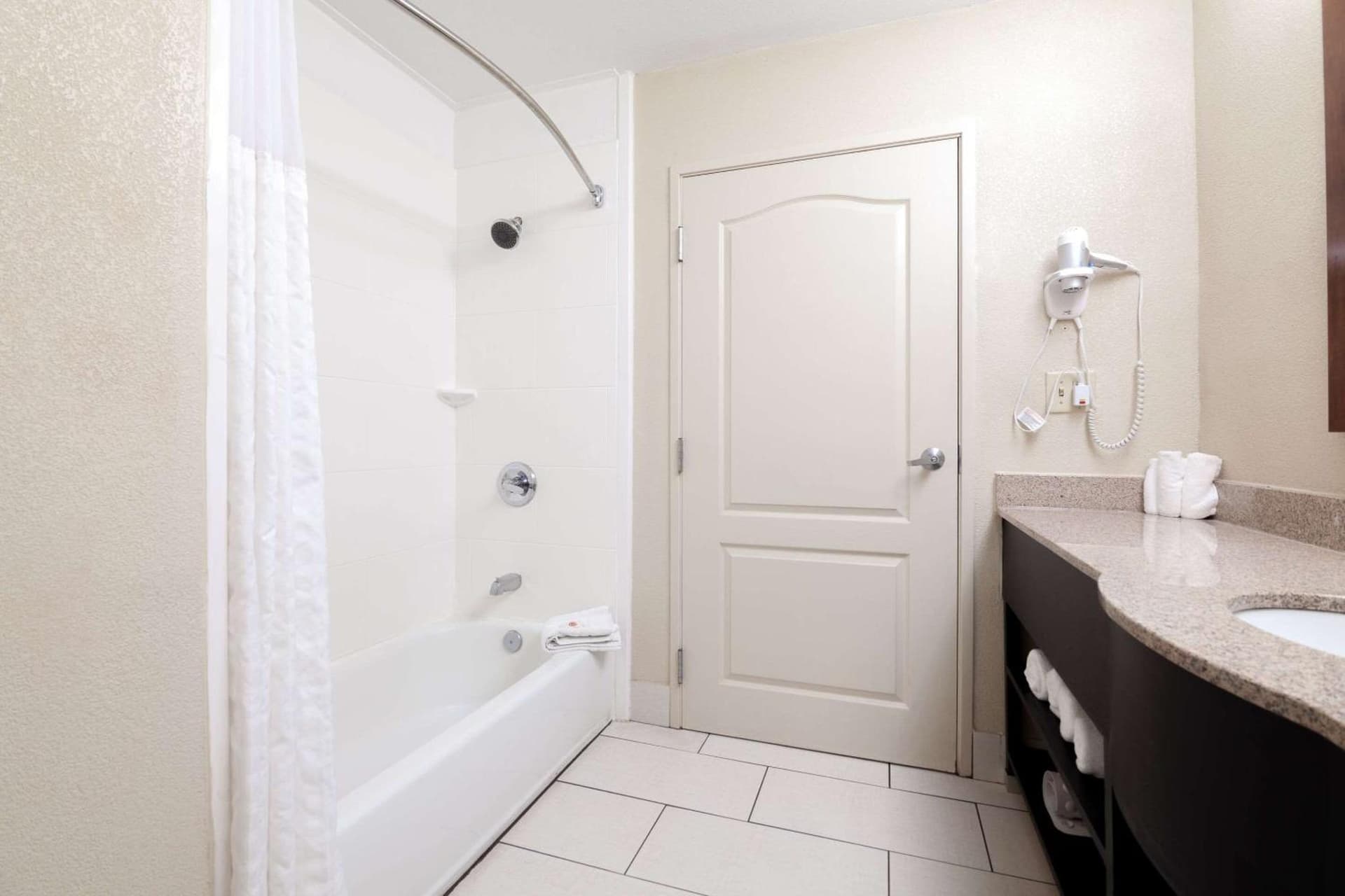 Comfort Suites Morrow- Atlanta South