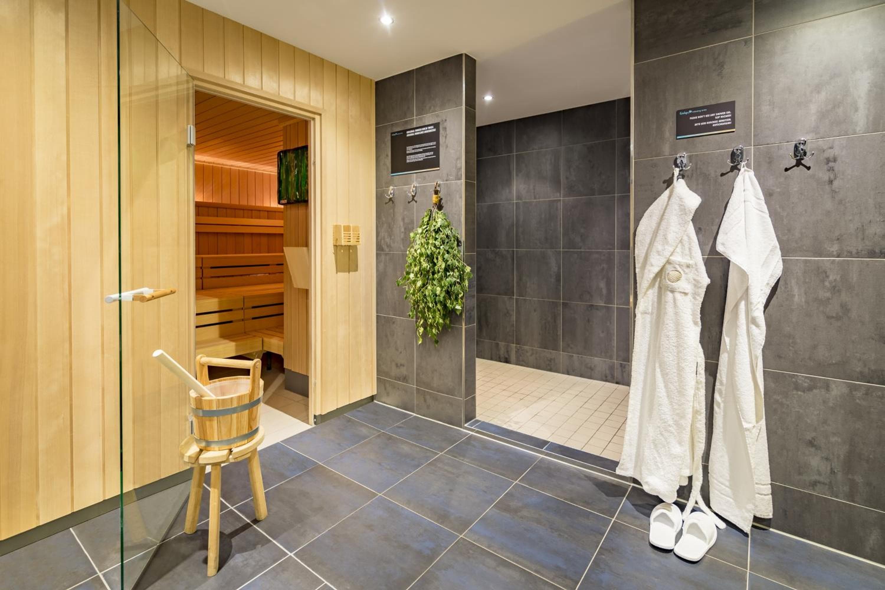 Occidental Dresden Newa