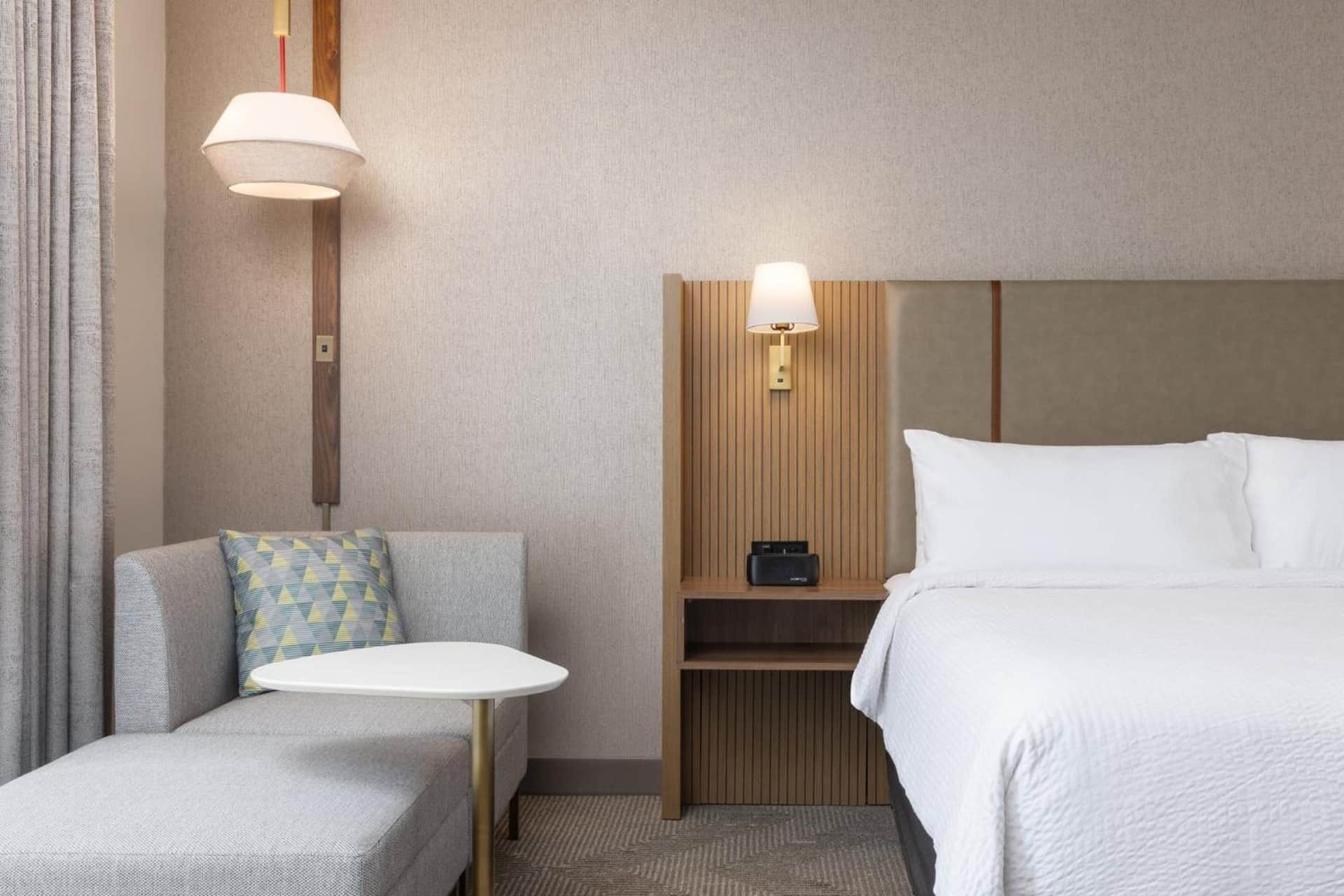 Holiday Inn & Suites Monterey Park Los Angeles, an IHG Hotel