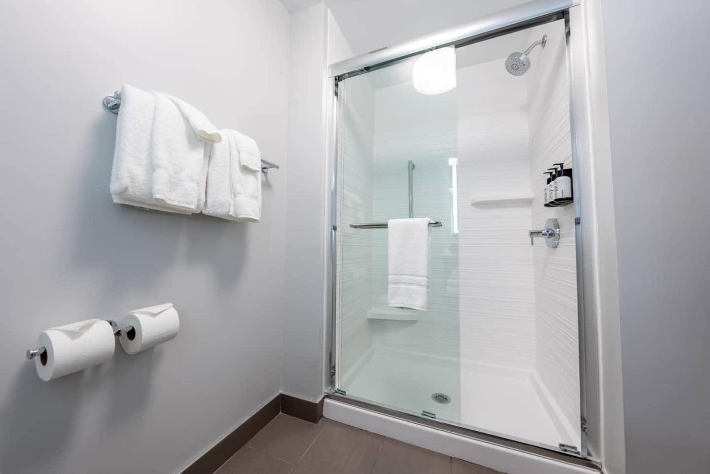 Avid Hotels - Kalamazoo East by IHG