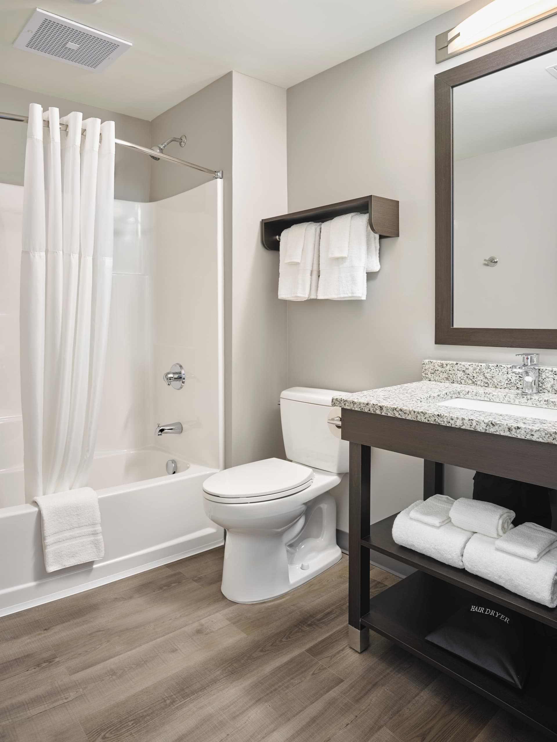 stayAPT Suites Fayetteville-Fort Bragg