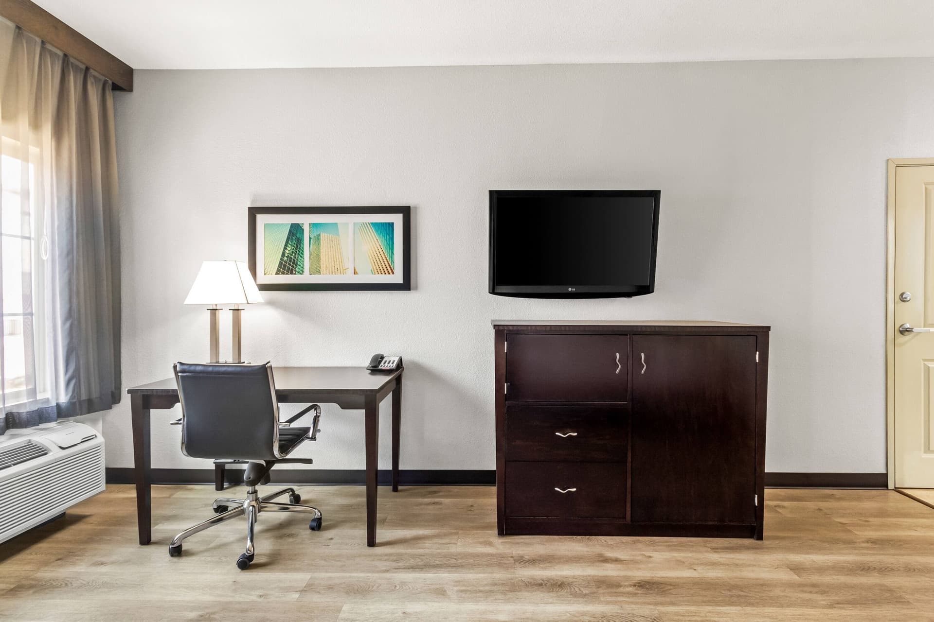 La Quinta Inn & Suites by Wyndham Houston Energy Corridor