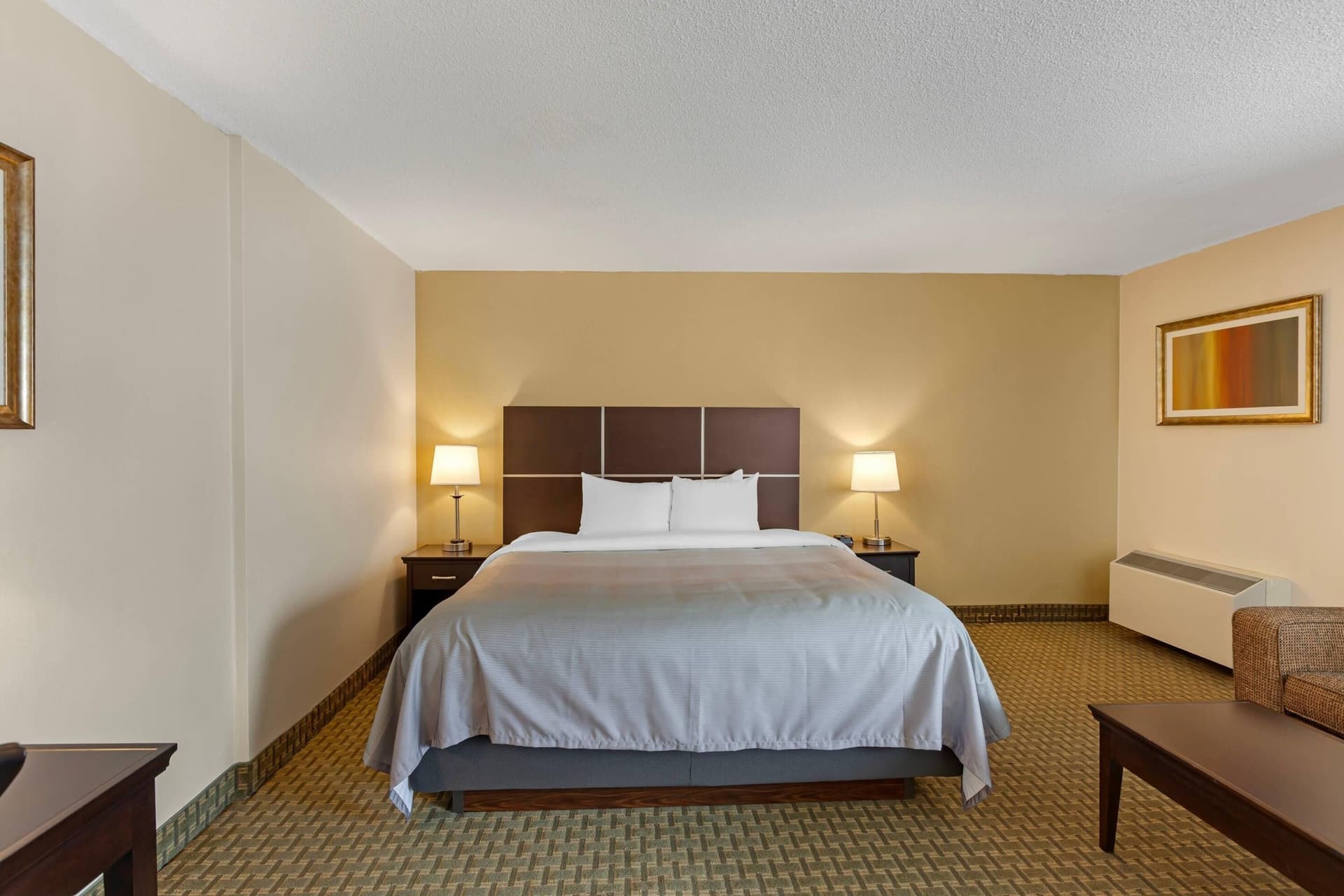 Quality Inn & suites Brampton