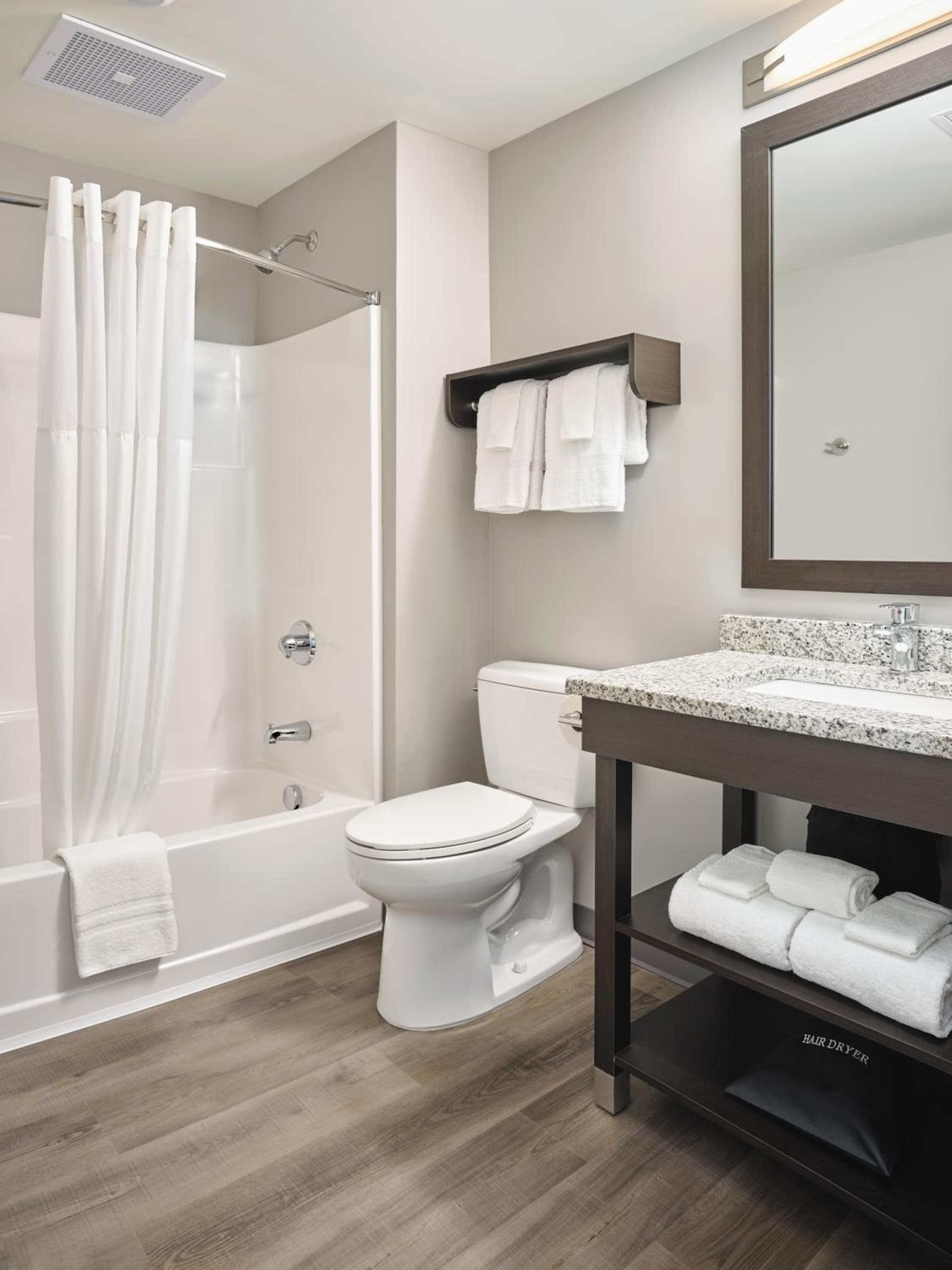 stayAPT Suites Huntsville