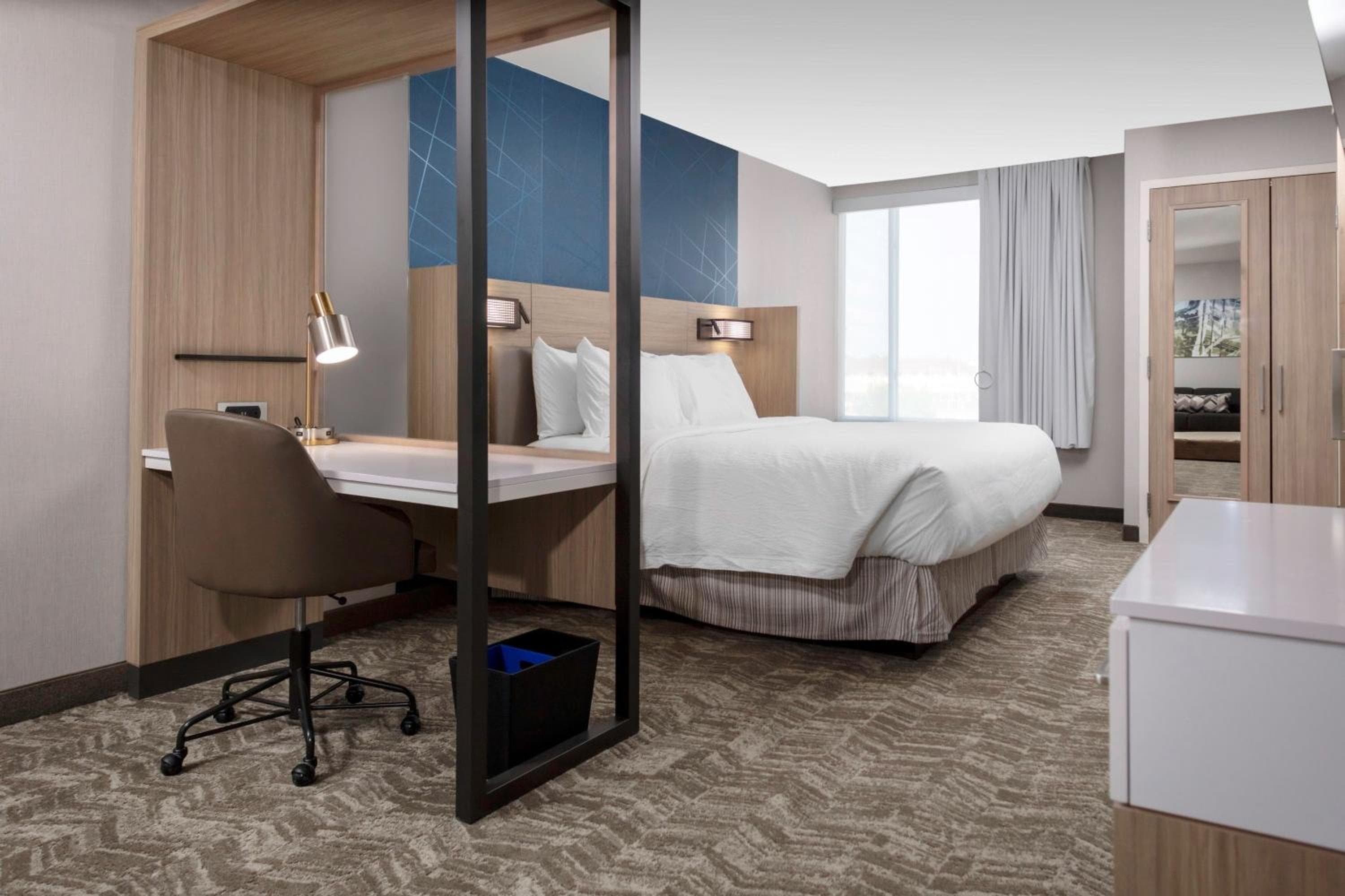 SpringHill Suites Kansas City Airport