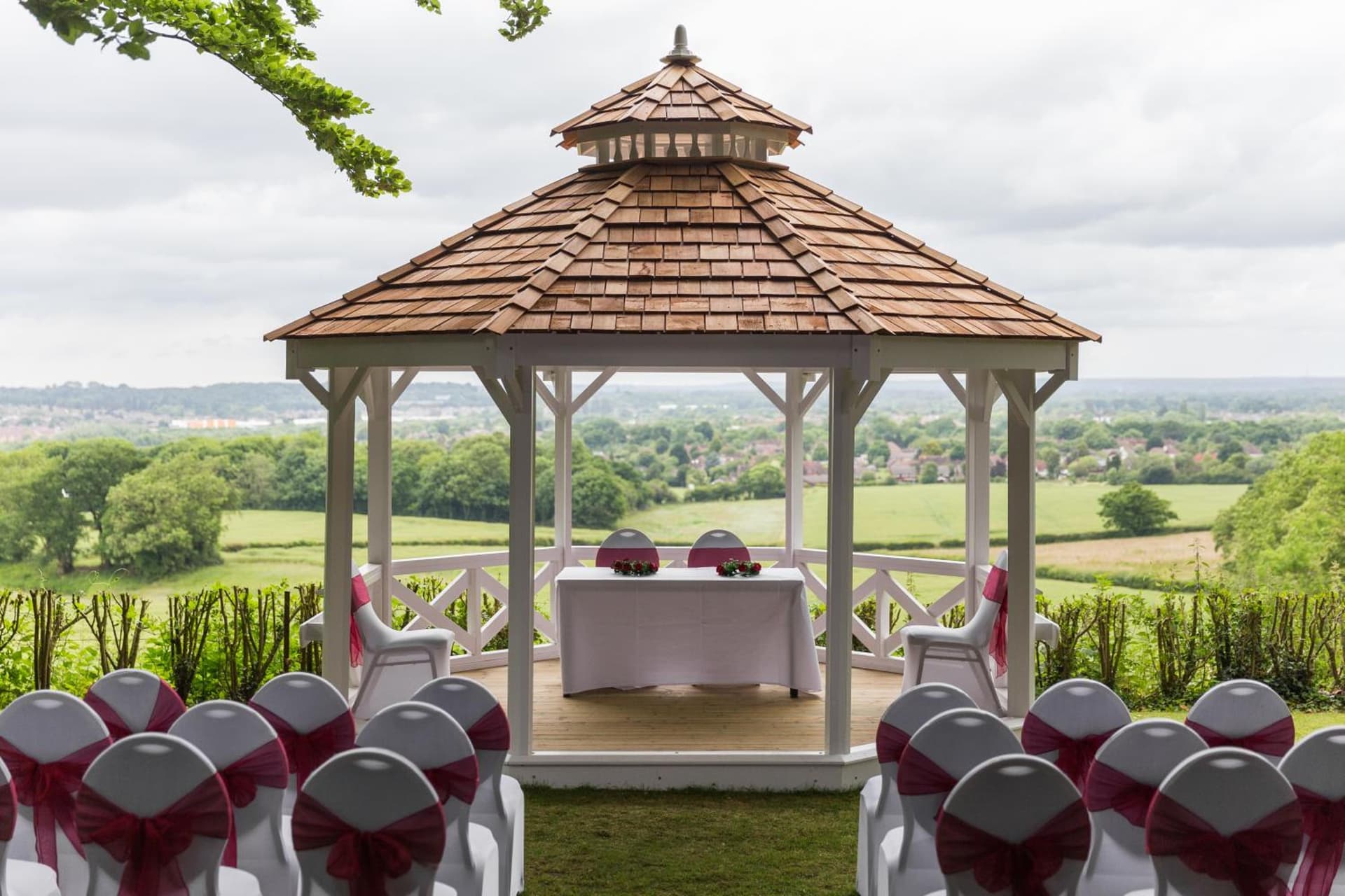 Hogs Back Hotel & Spa Nr Farnham