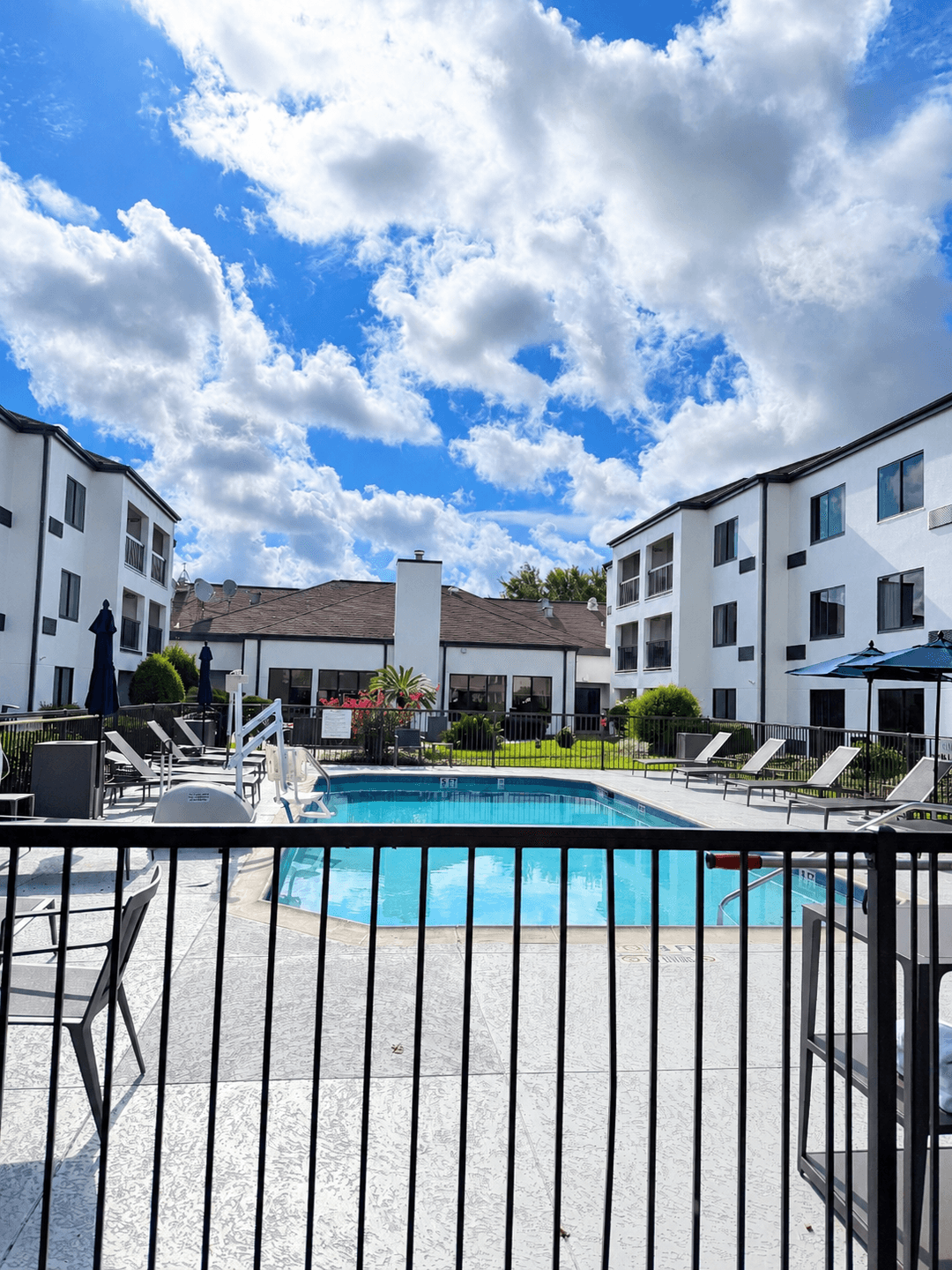 Courtyard by Marriott Houston Hobby Airport