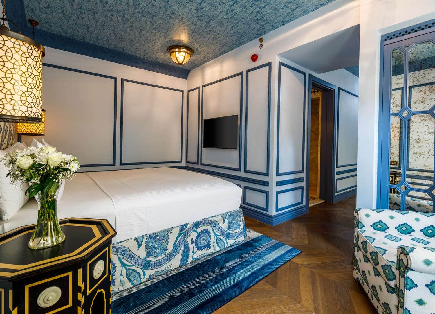 Hagia Sofia Mansions Istanbul, Curio Collection by Hilton