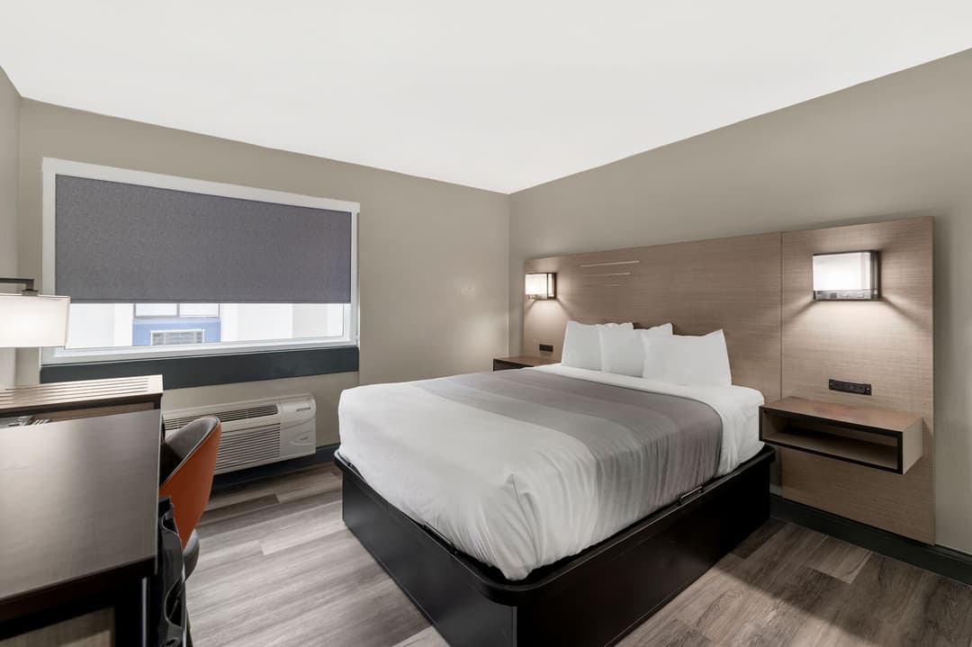 Cambridge Hotel - Kansas City