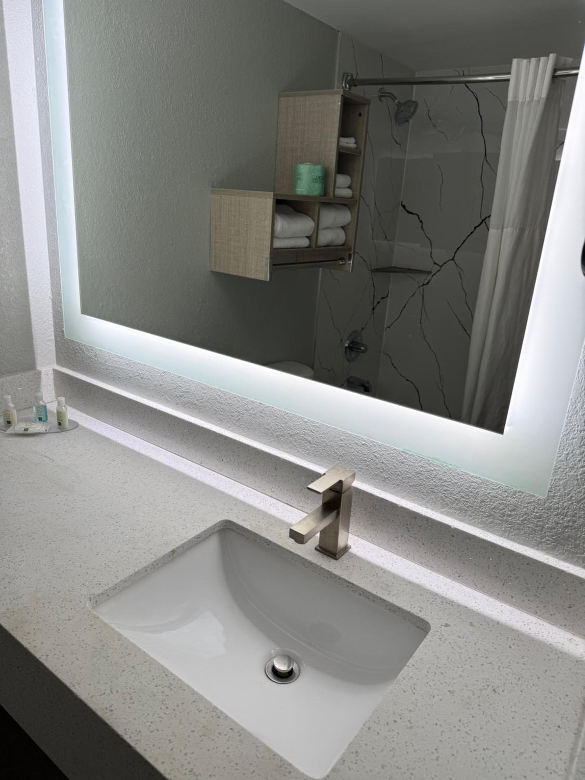 Cambridge Hotel - Kansas City