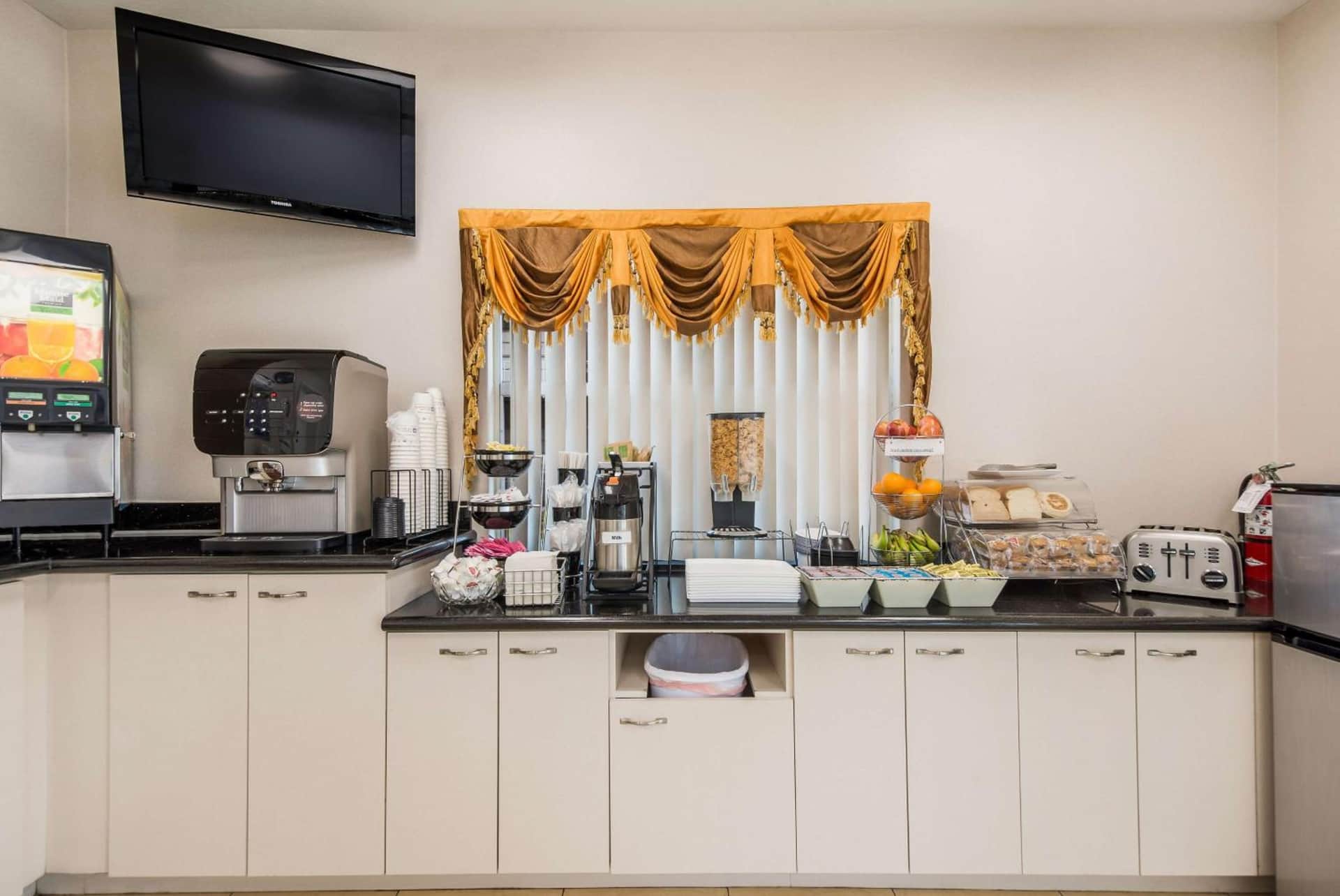 SureStay Hotel by Best Western Sarasota Lido Beach