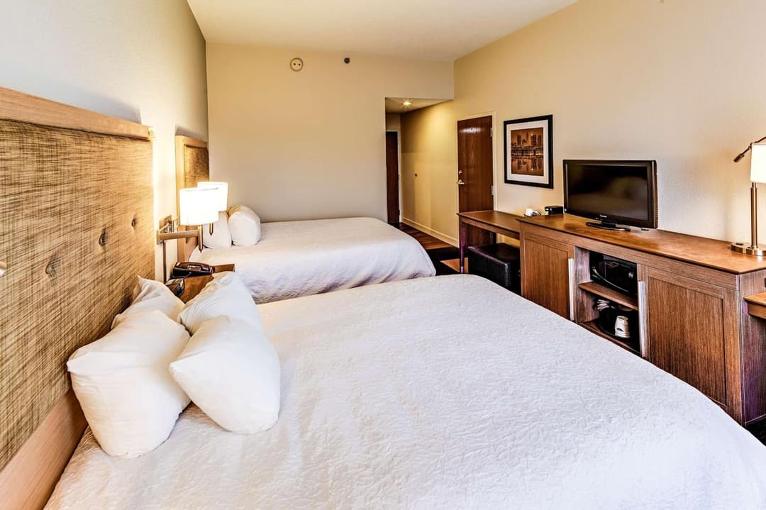 Hampton Inn by Hilton Columbus I-70E/Hamilton Rd.