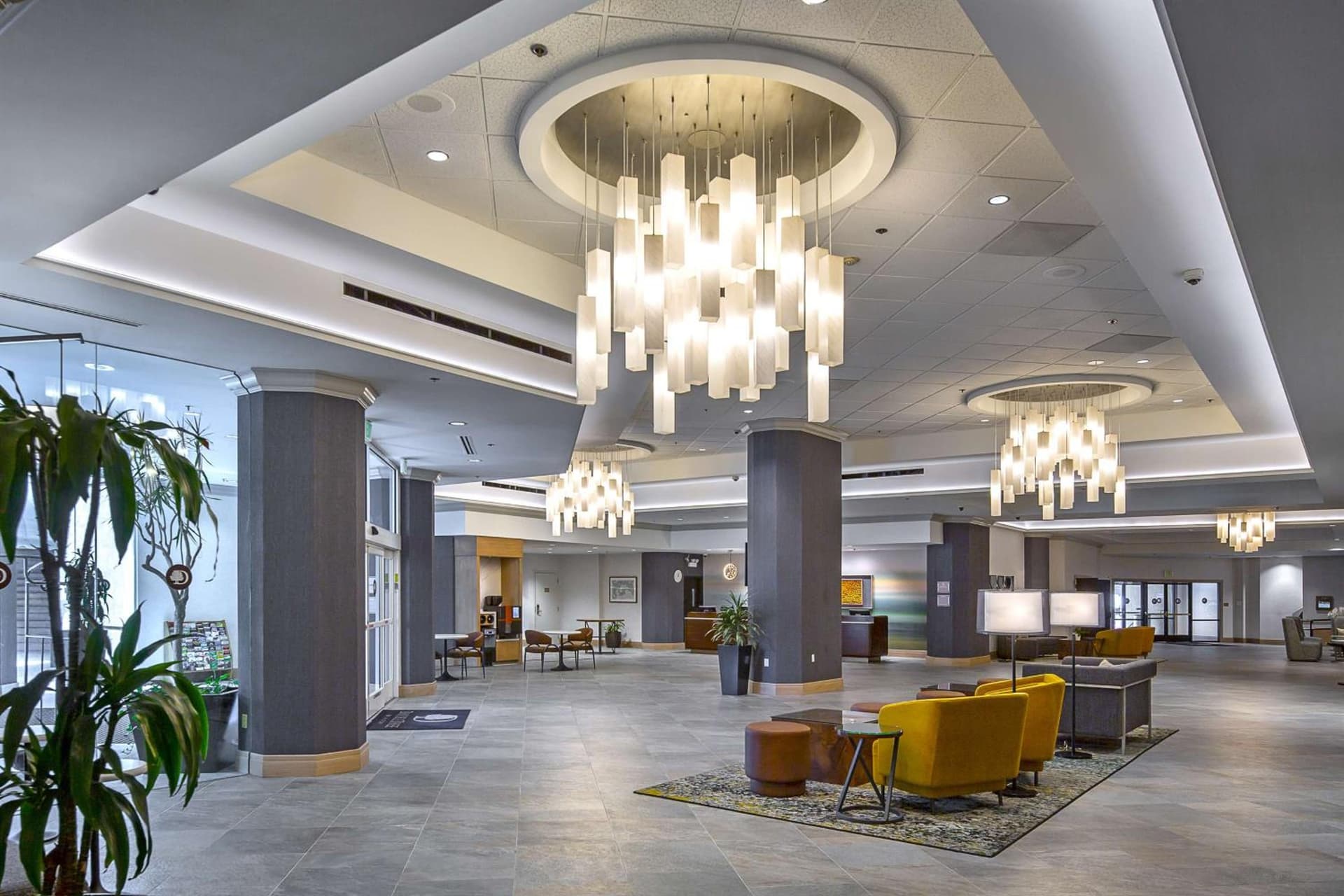 DoubleTree by Hilton Modesto