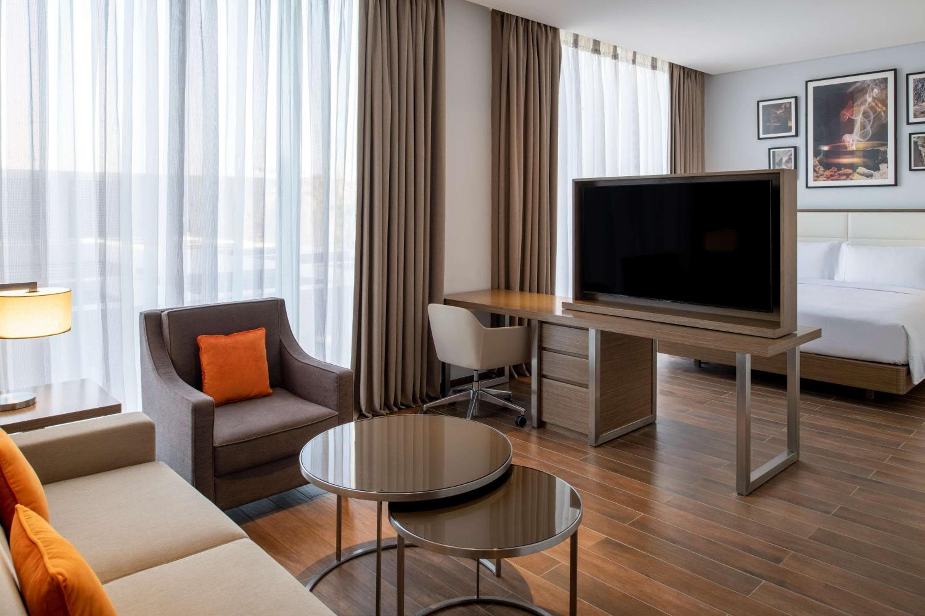 DoubleTree by Hilton Riyadh-Al Muroj Business Gate