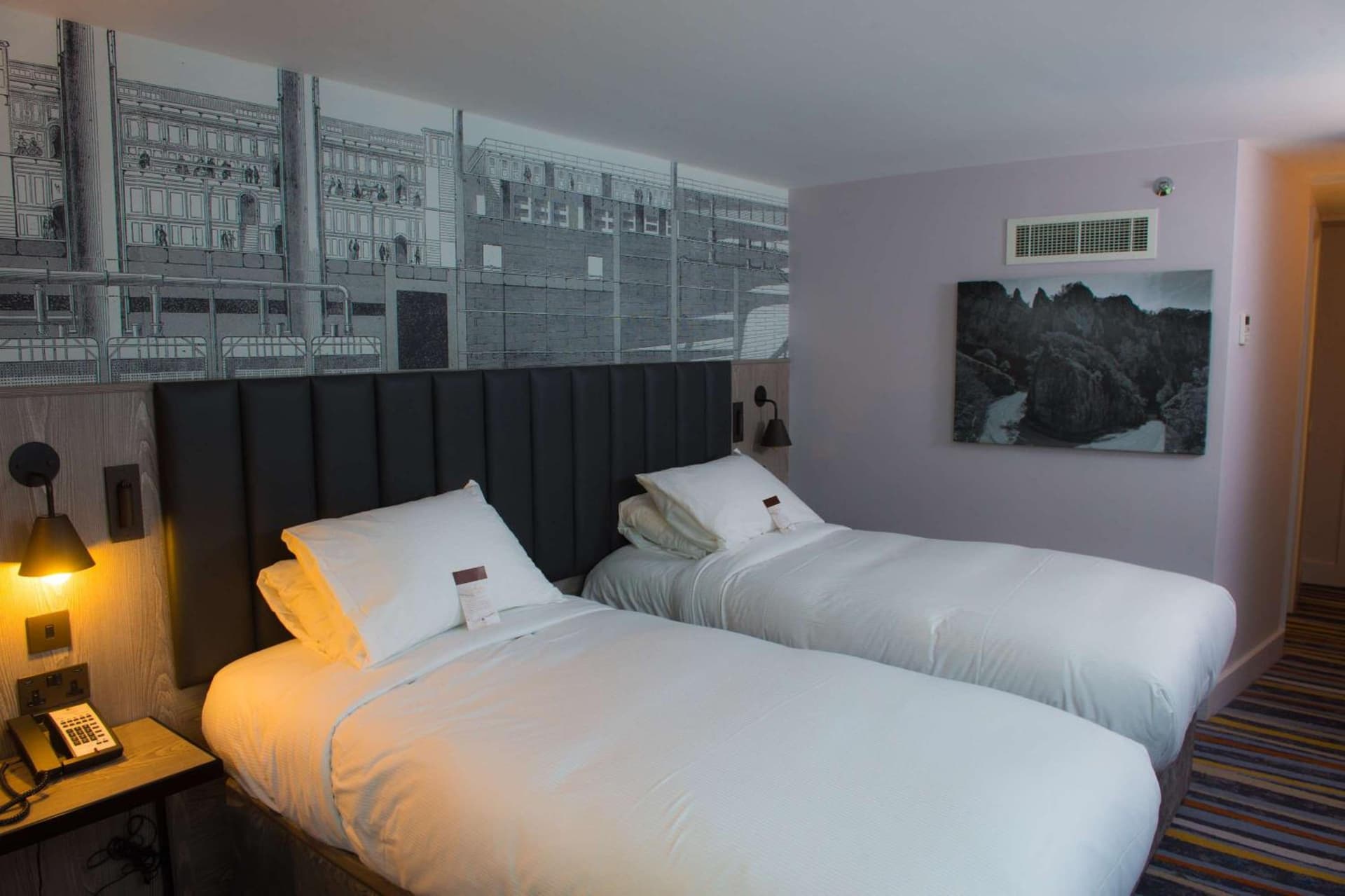 DoubleTree by Hilton Bristol South - Cadbury House